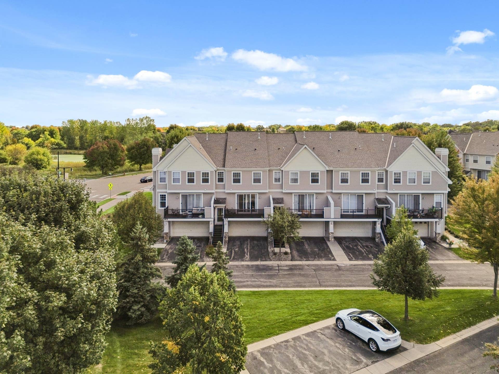 7522 Southridge Court, Savage, MN 55378 DJI_0475.jpg