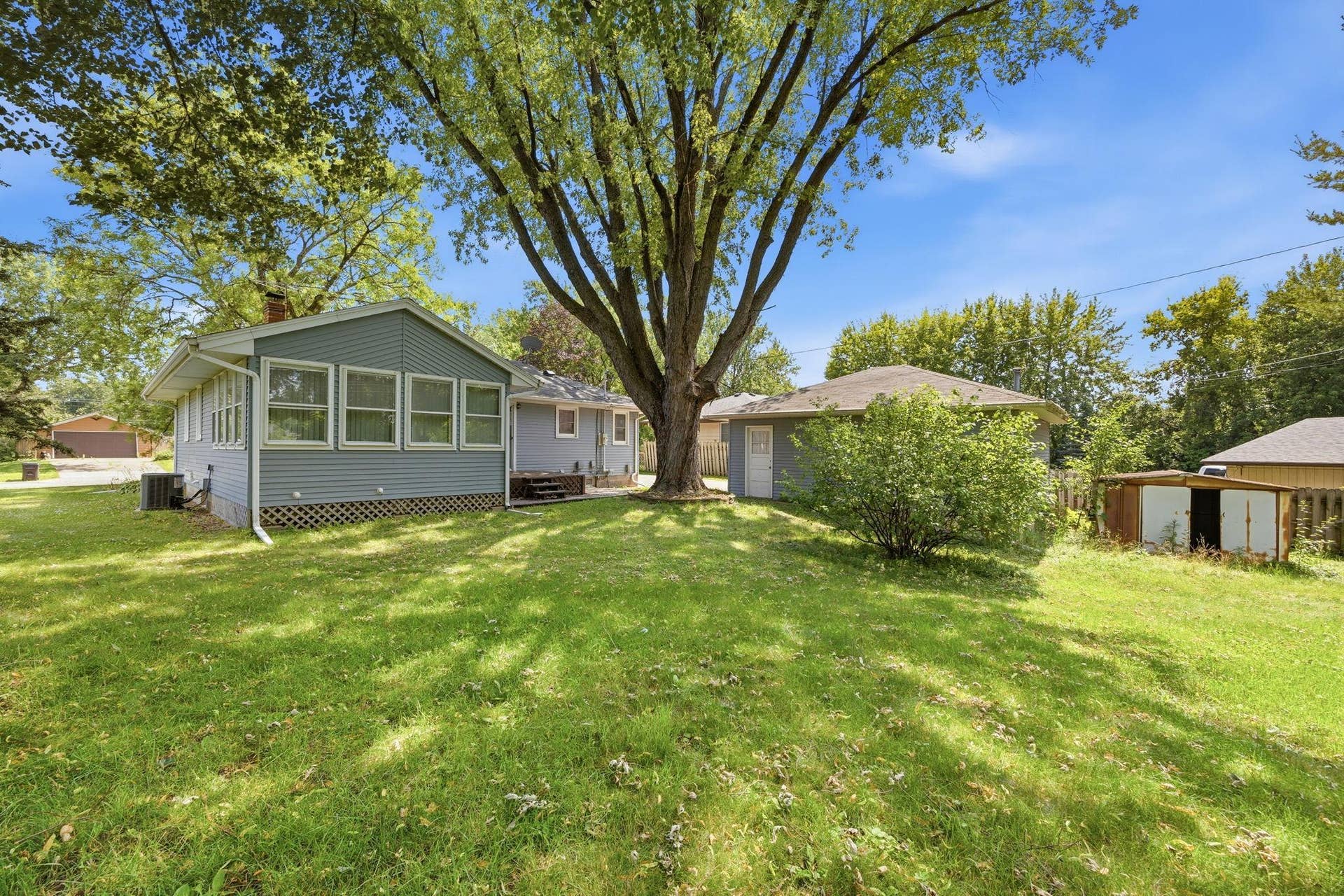 821 Sterling Street N, Maplewood, MN 55119 5-web-or-mls-104.jpg