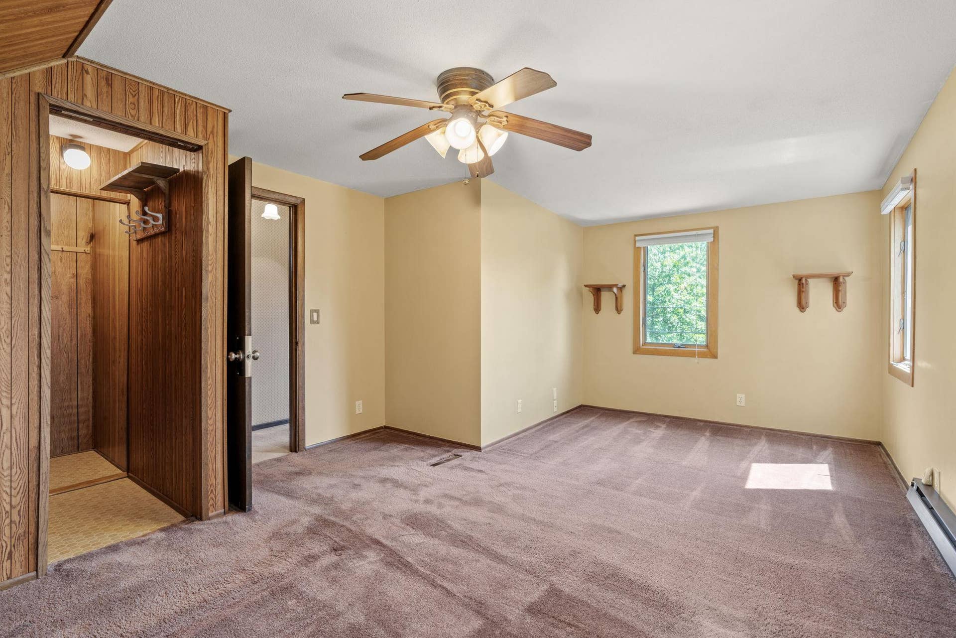 Bedroom #4 with large walk in closet
