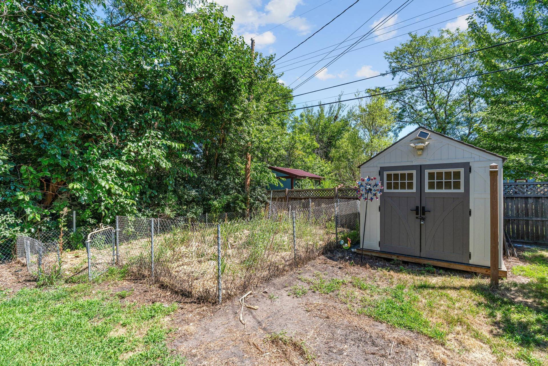 Storage Shed & garden space
