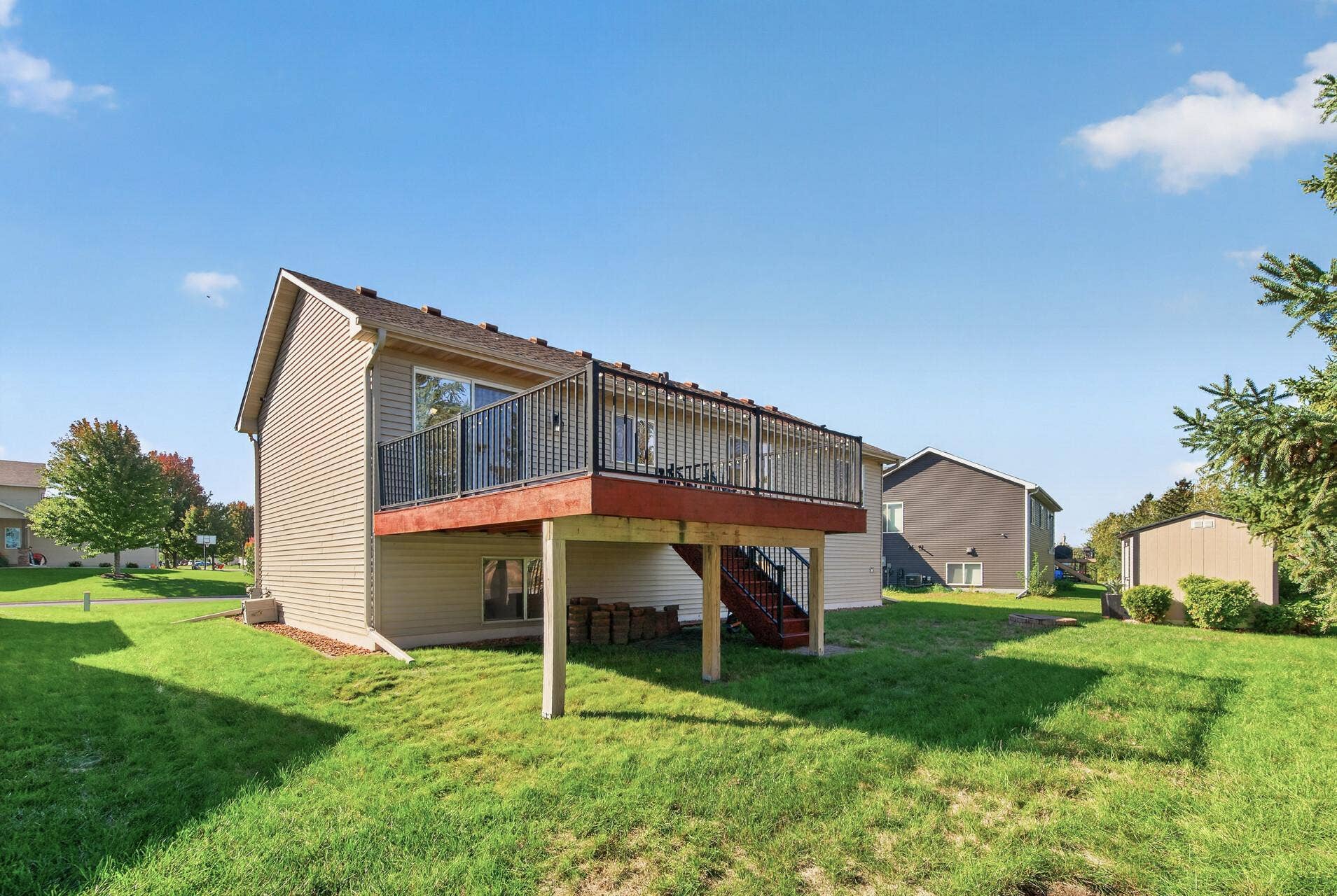911 Cobblestone Lane, Belle Plaine, MN 56011 911 Cobblestone Lane, Belle Plaine, MN 56011