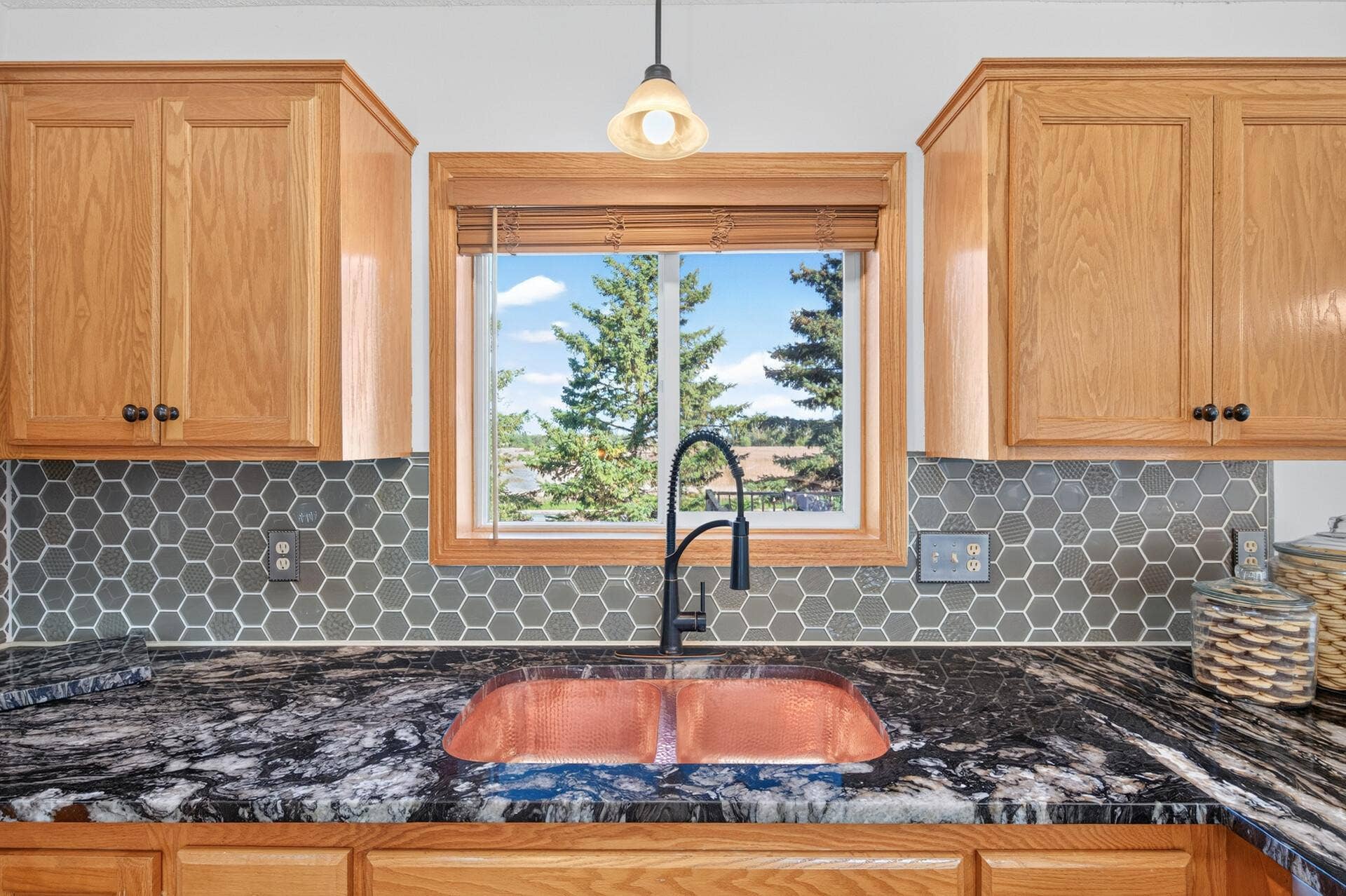 911 Cobblestone Lane, Belle Plaine, MN 56011 911 Cobblestone Lane, Belle Plaine, MN 56011