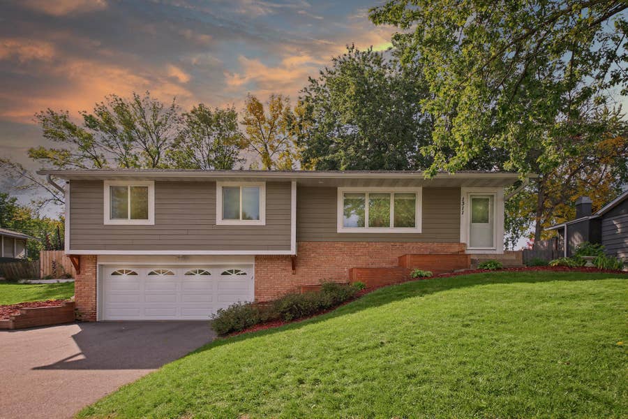 Property photo for 1311 20th Street W, Hastings, MN