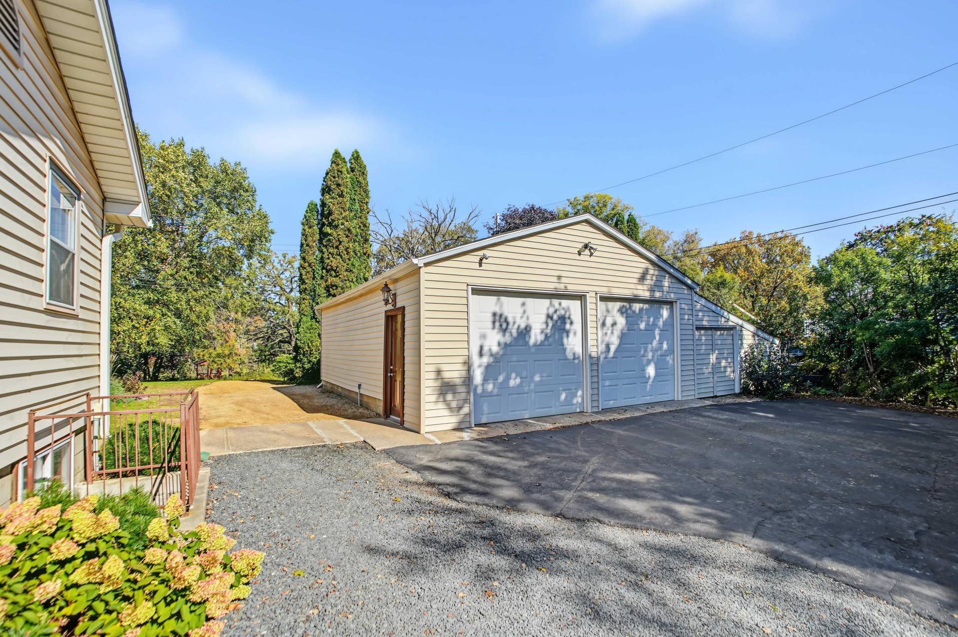 7918 Stillwater Boulevard N, Oakdale, MN 55128 7918 Stillwater Boulevard N, Oakdale, MN 55128