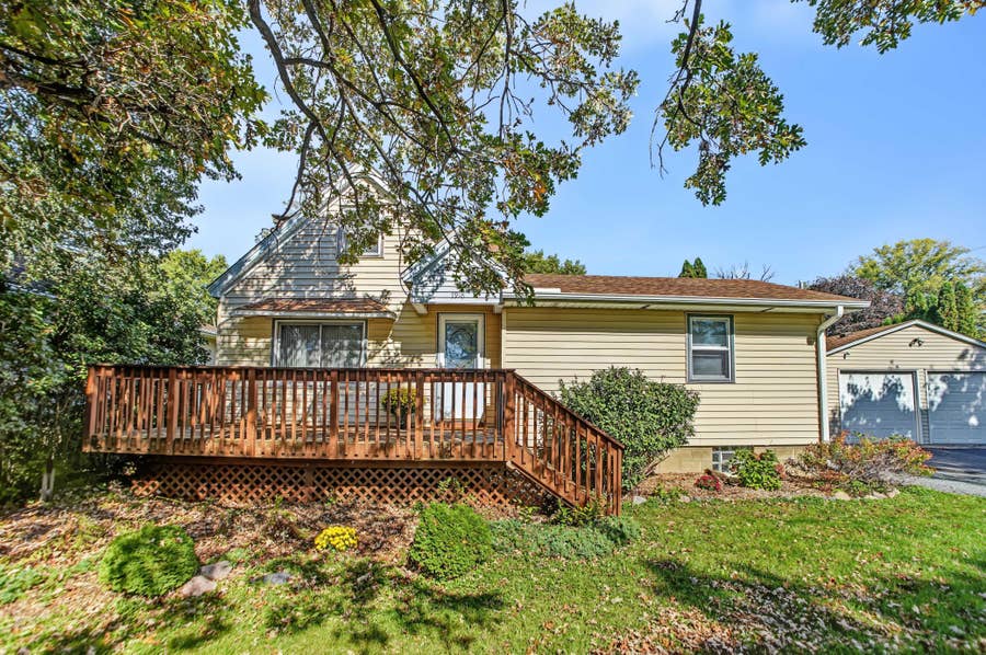 Property photo for 7918 Stillwater Boulevard N, Oakdale, MN