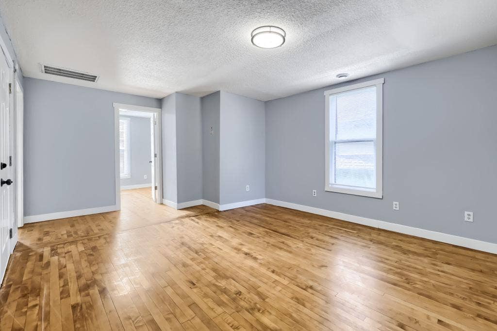 2631 Girard Avenue N, 36, Minneapolis, MN 55411 2631 Girard Avenue N, 36, Minneapolis, MN 55411