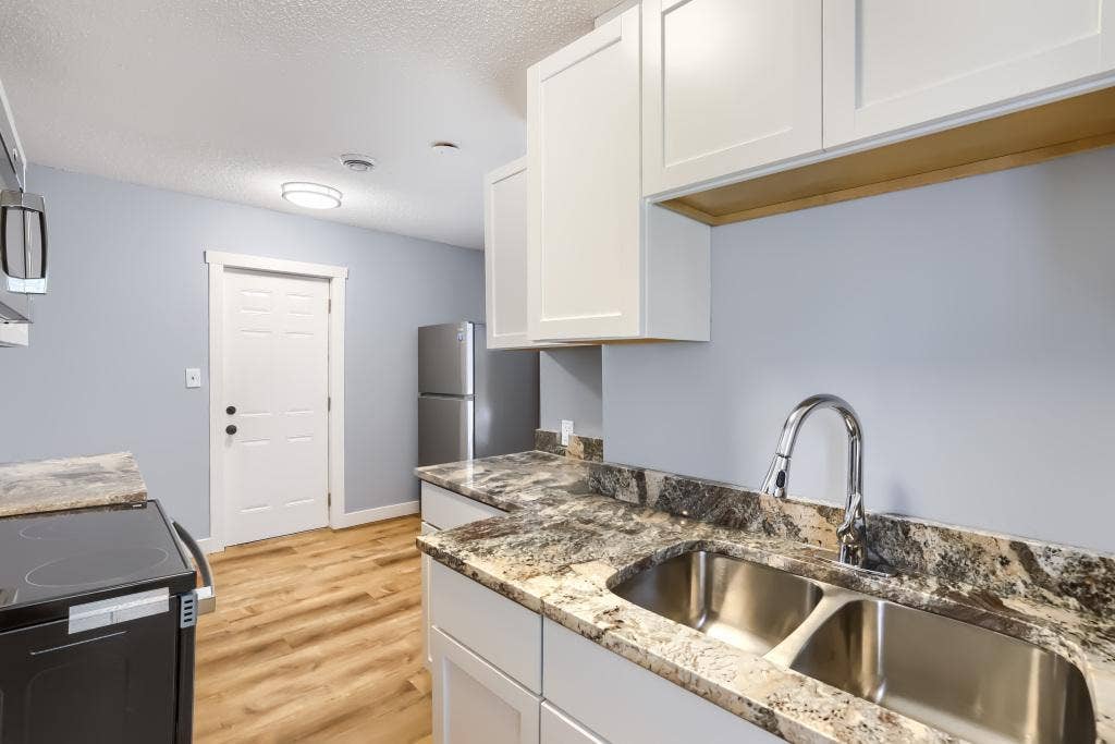 2631 Girard Avenue N, 36, Minneapolis, MN 55411 2631 Girard Avenue N, 36, Minneapolis, MN 55411