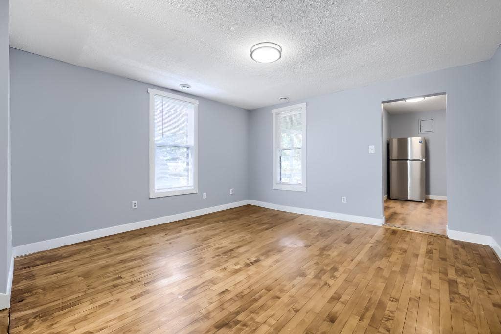 2631 Girard Avenue N, 36, Minneapolis, MN 55411 2631 Girard Avenue N, 36, Minneapolis, MN 55411