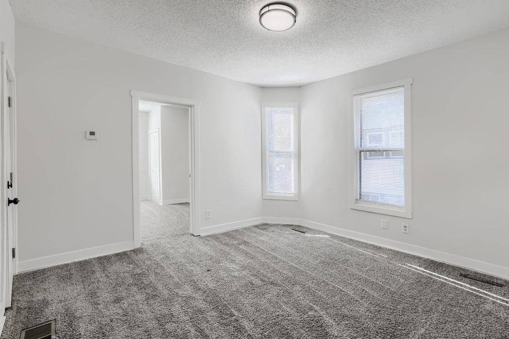 2631 Girard Avenue N, 36, Minneapolis, MN 55411 2631 Girard Avenue N, 36, Minneapolis, MN 55411