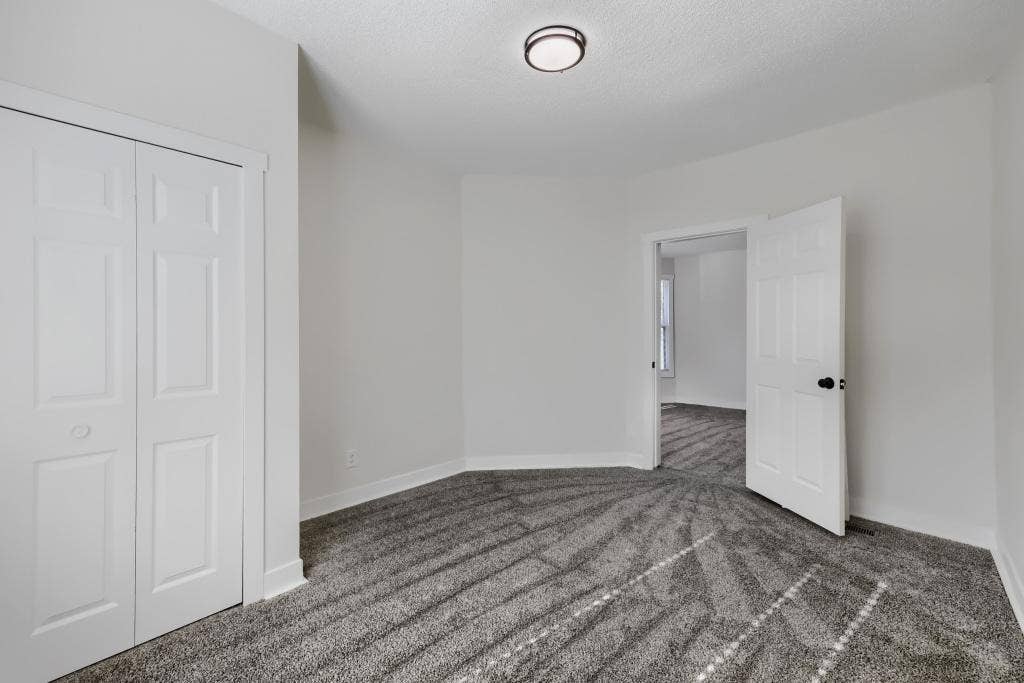 2631 Girard Avenue N, 36, Minneapolis, MN 55411 2631 Girard Avenue N, 36, Minneapolis, MN 55411