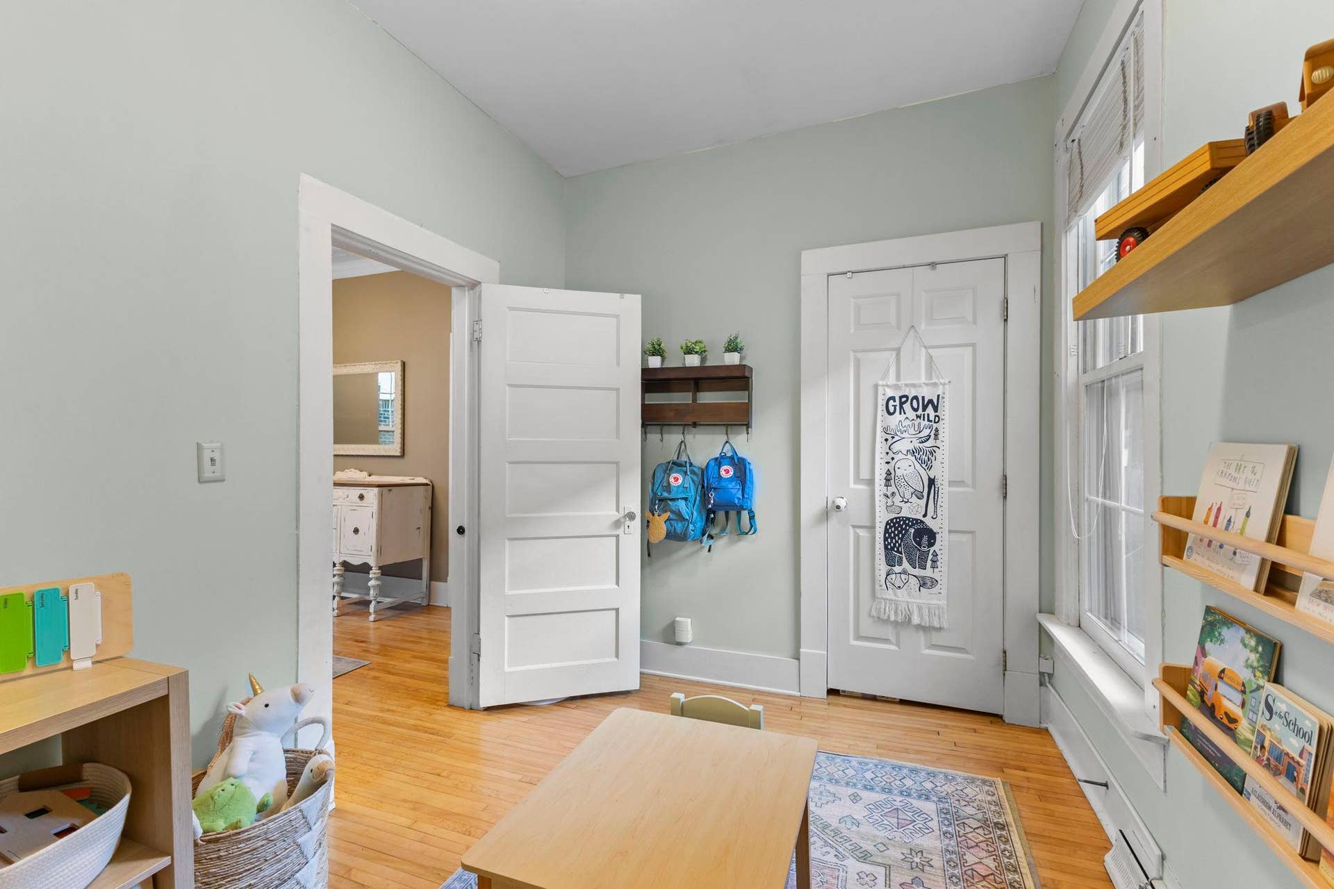870 Randolph Avenue, 103, Saint Paul, MN 55102 One of five bedrooms