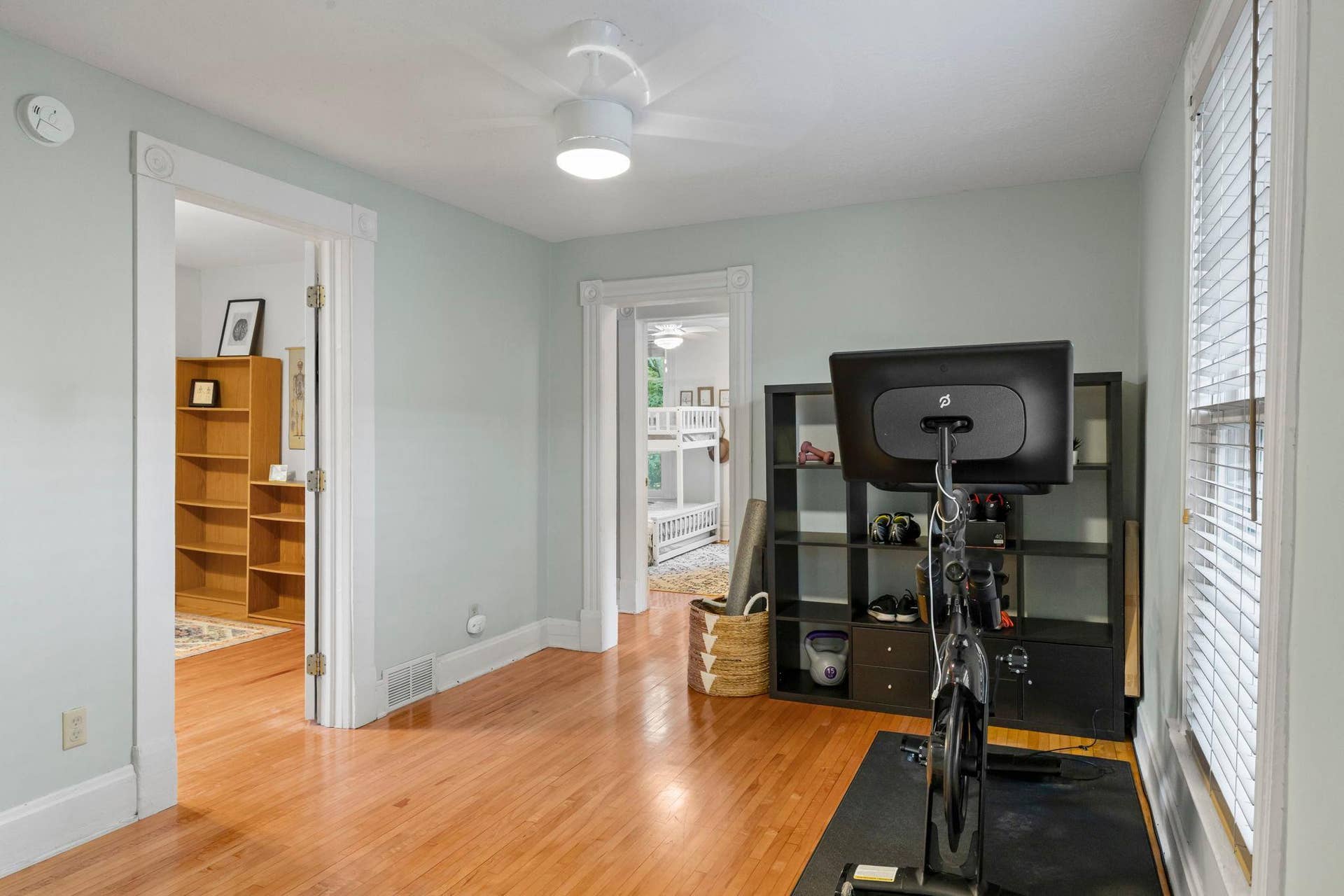 870 Randolph Avenue, 103, Saint Paul, MN 55102 Beautiful hardwood floors, white trim and neutral colors