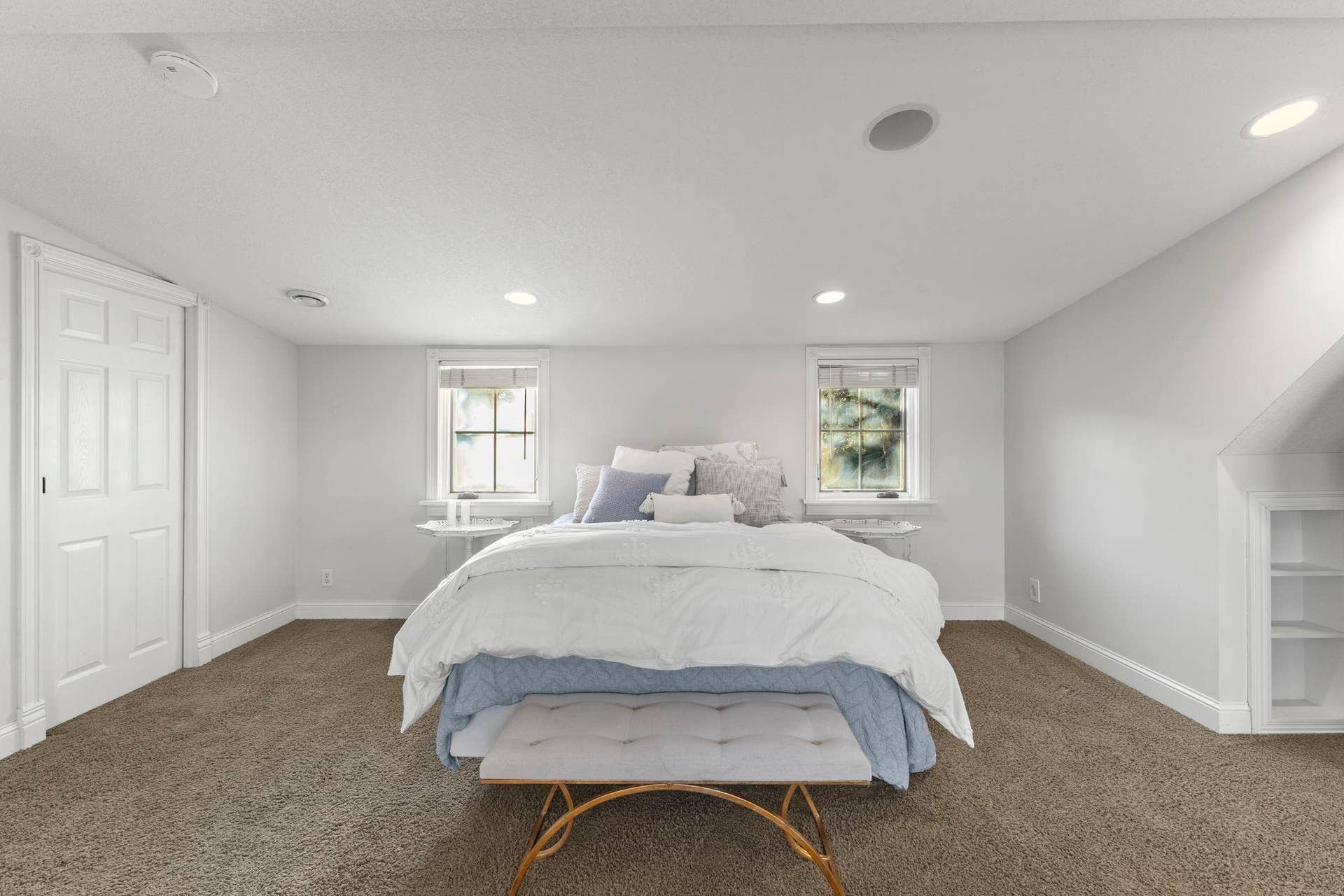 870 Randolph Avenue, 103, Saint Paul, MN 55102 16 x 16 primary suite