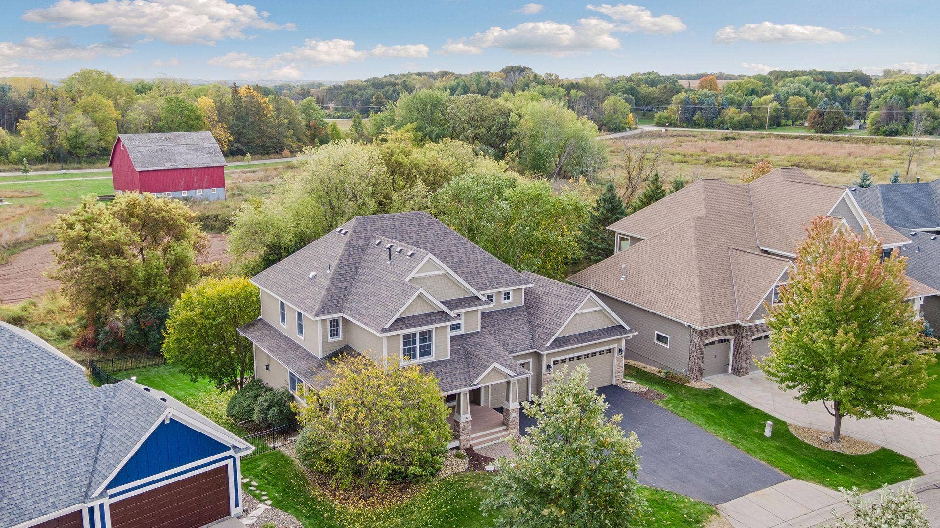 1711 Deephaven Drive, Woodbury, MN 55129 1711 Deephaven Drive, Woodbury, MN 55129