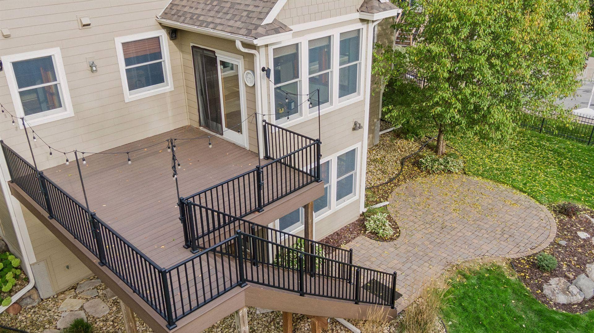 1711 Deephaven Drive, Woodbury, MN 55129 1711 Deephaven Drive, Woodbury, MN 55129