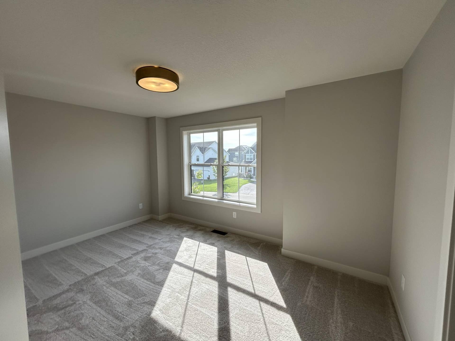4225 Arbor Bay, Woodbury, MN 55129 4225 Arbor Bay, Woodbury, MN 55129