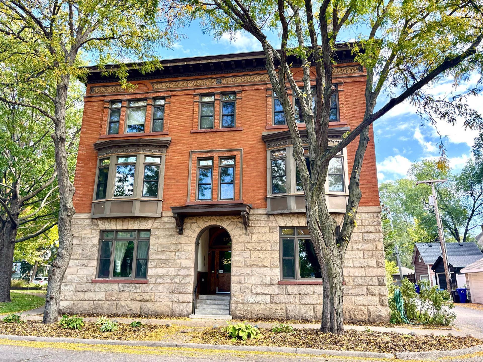 110 Saint Albans Street N, #3, 101, Saint Paul, MN 55104 Welcome to 110 St Albans #3