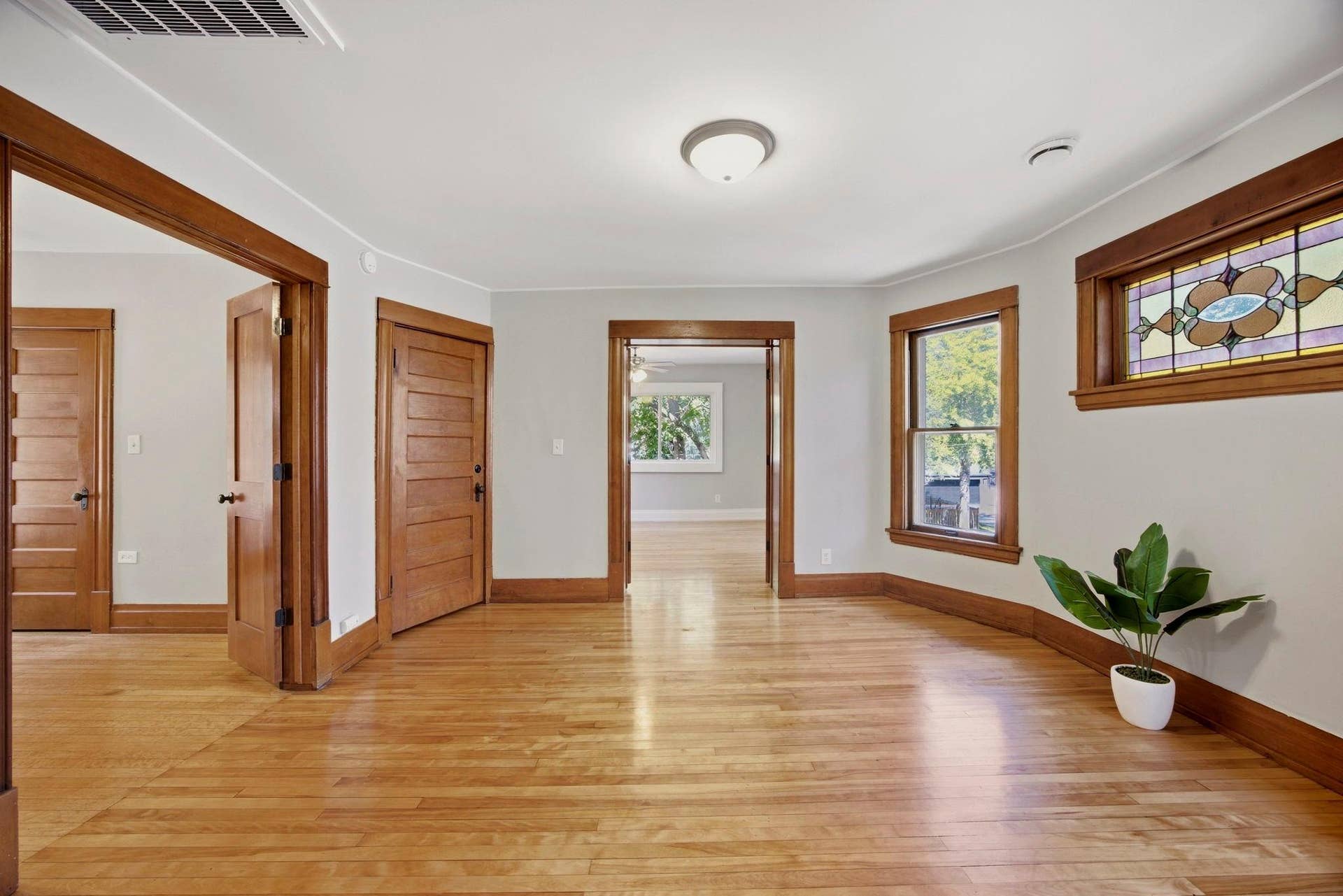 516 8th Avenue NE, 72, Minneapolis, MN 55413 516 8th Avenue NE, 72, Minneapolis, MN 55413