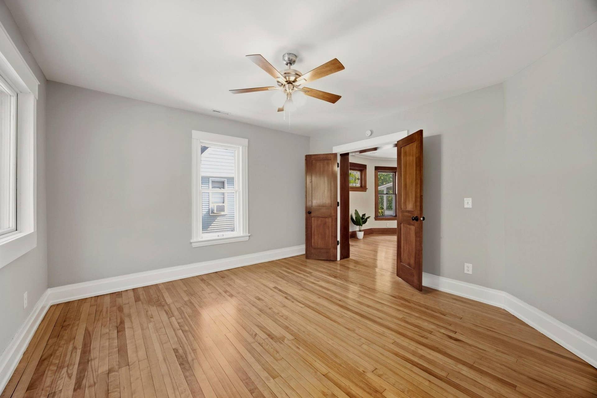 516 8th Avenue NE, 72, Minneapolis, MN 55413 516 8th Avenue NE, 72, Minneapolis, MN 55413