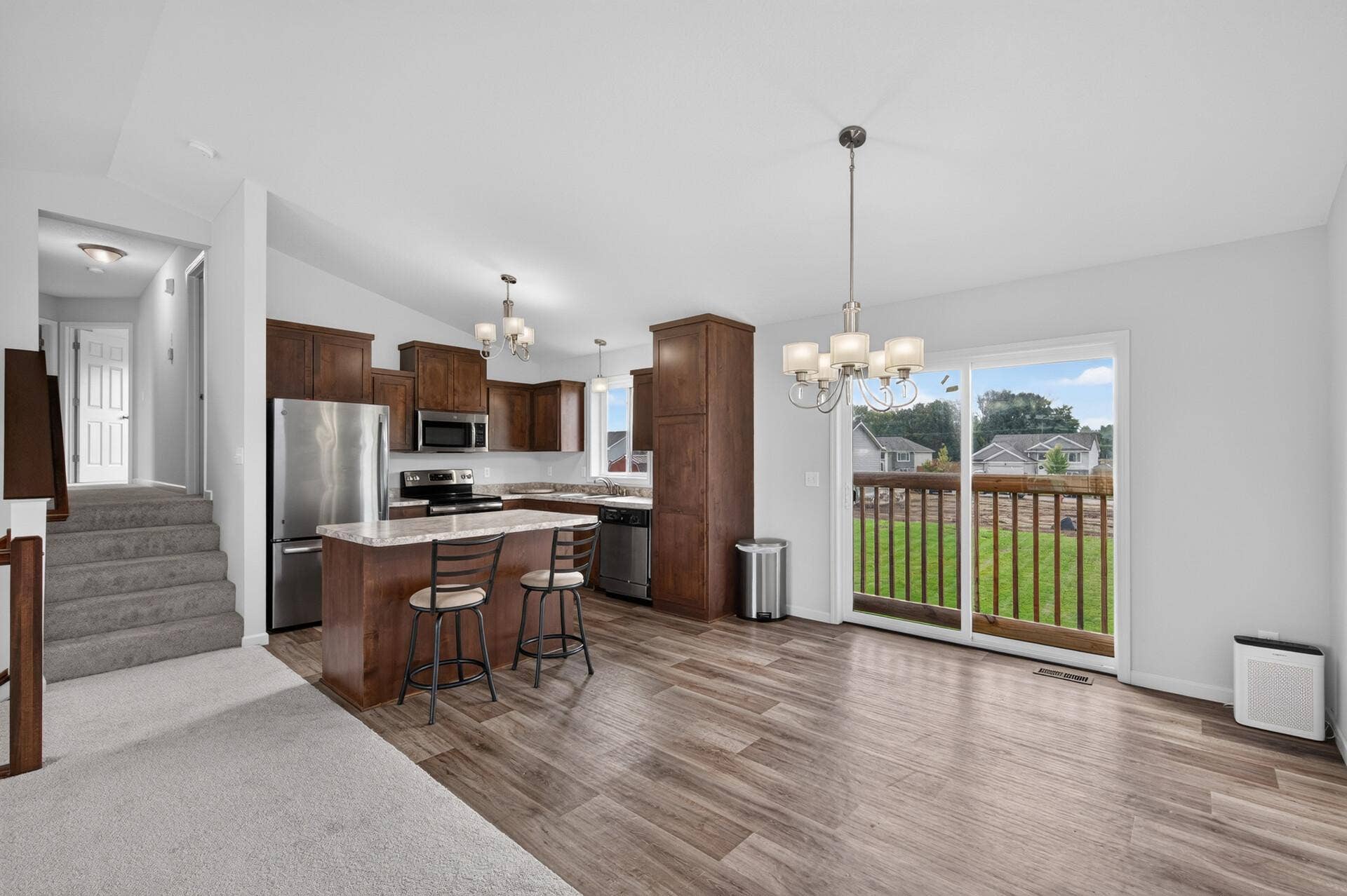 709 Greenwood Street SW, Isanti, MN 55040 709 Greenwood Street SW, Isanti, MN 55040