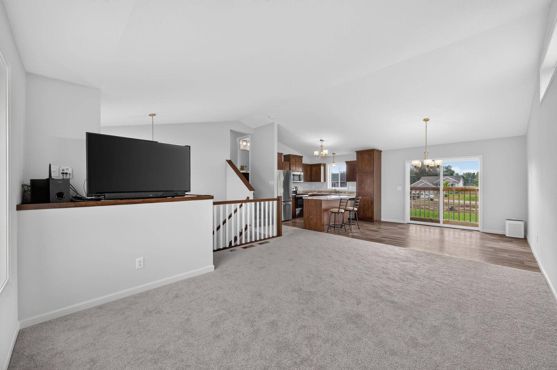 709 Greenwood Street SW, Isanti, MN 55040 709 Greenwood Street SW, Isanti, MN 55040