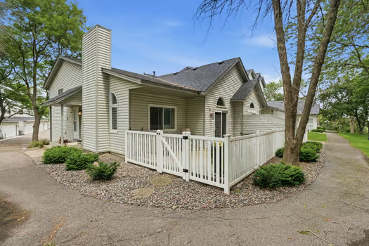 12861 82nd Place N, Maple Grove, MN 55369 Susan Deck2.png