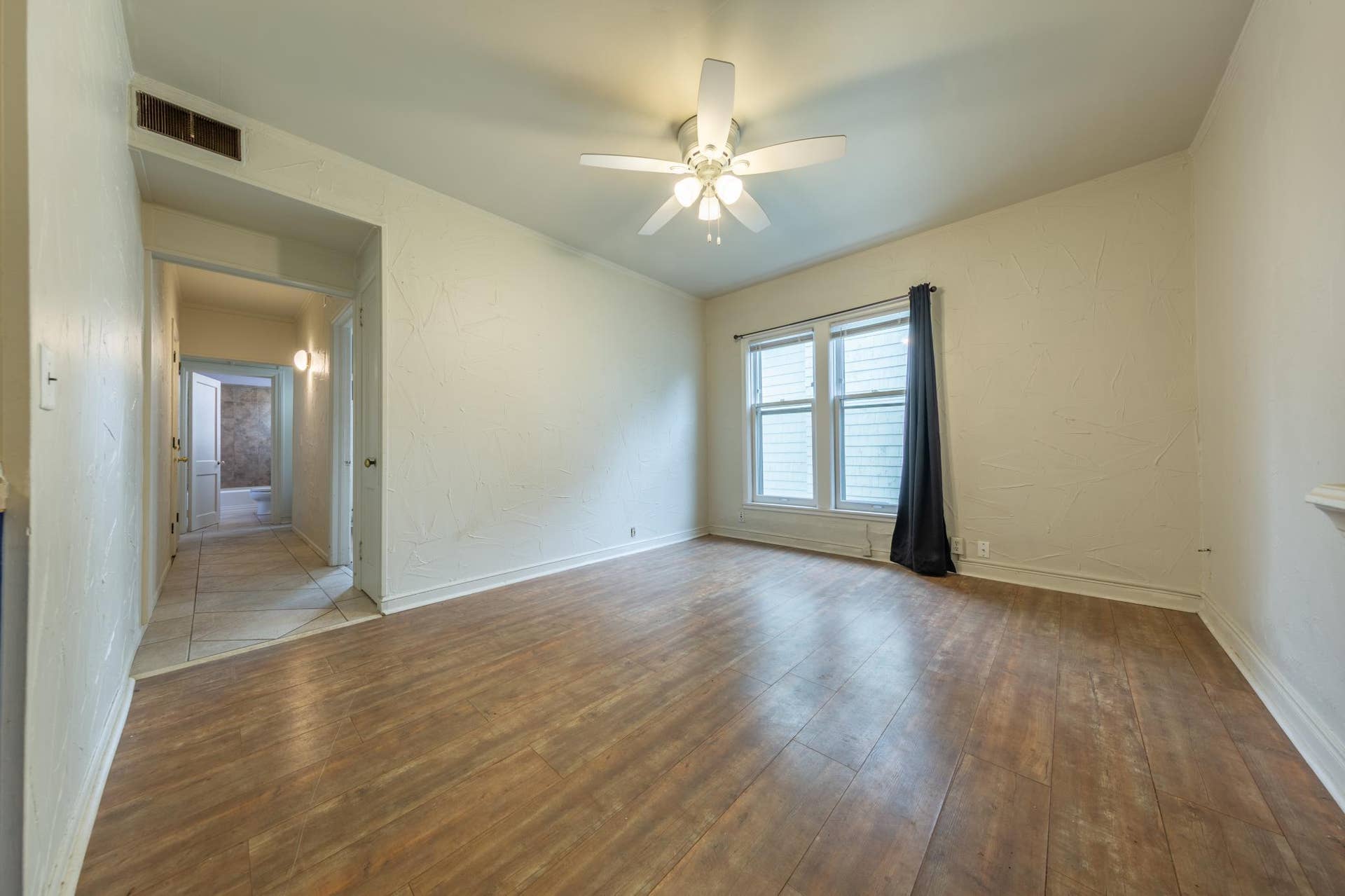 Unit 3 is vacant ready for owner occupant or future tenant!