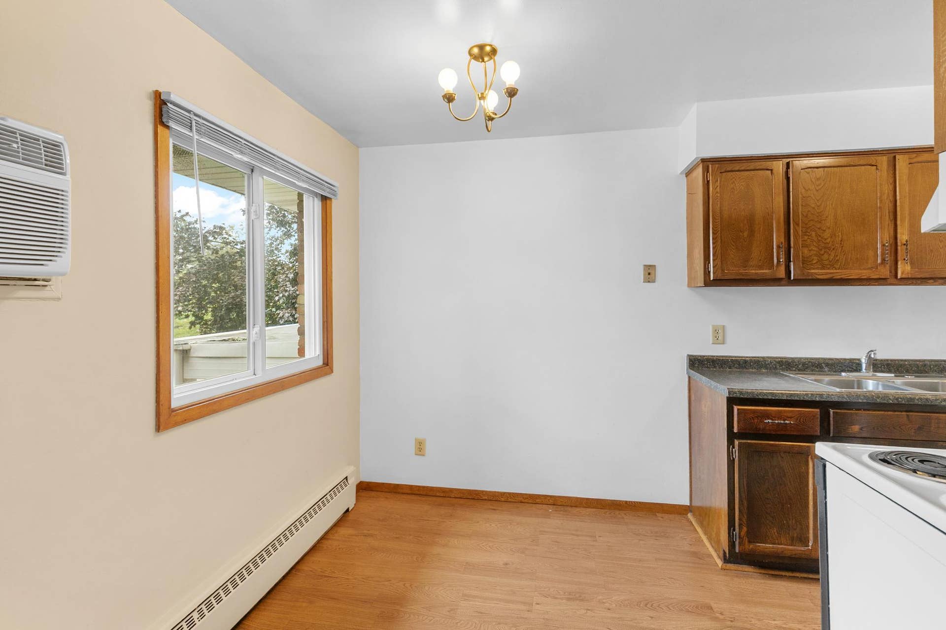 1610 Albemarle Street, 97, Saint Paul, MN 55117 Albemarle (14).jpg