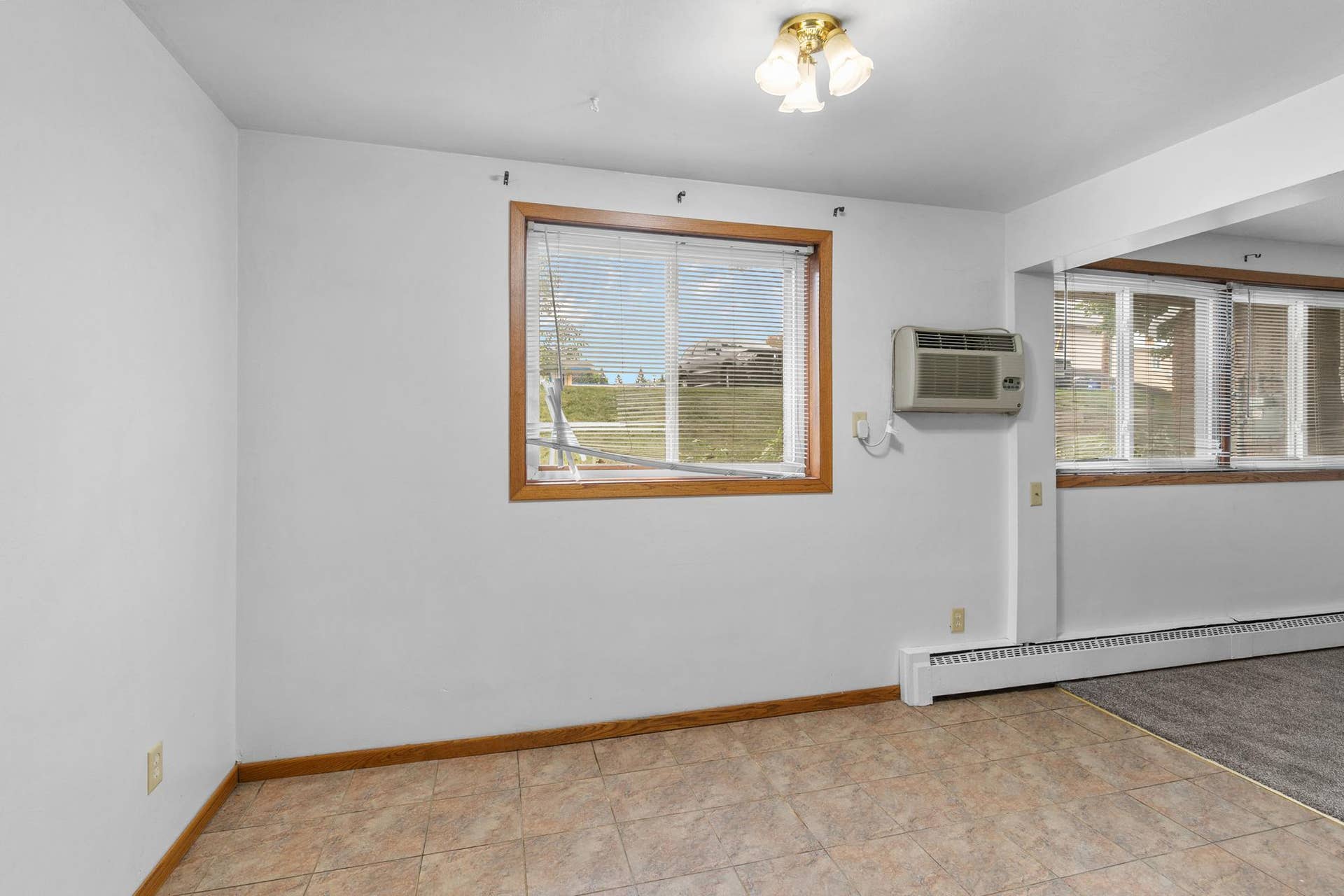 1610 Albemarle Street, 97, Saint Paul, MN 55117 Albemarle (27).jpg