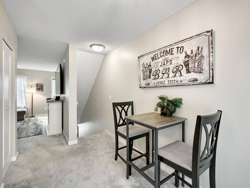 7040 Quantrelle Avenue NE, Otsego, MN 55330 7040 Quantrelle Avenue NE, Otsego, MN 55330