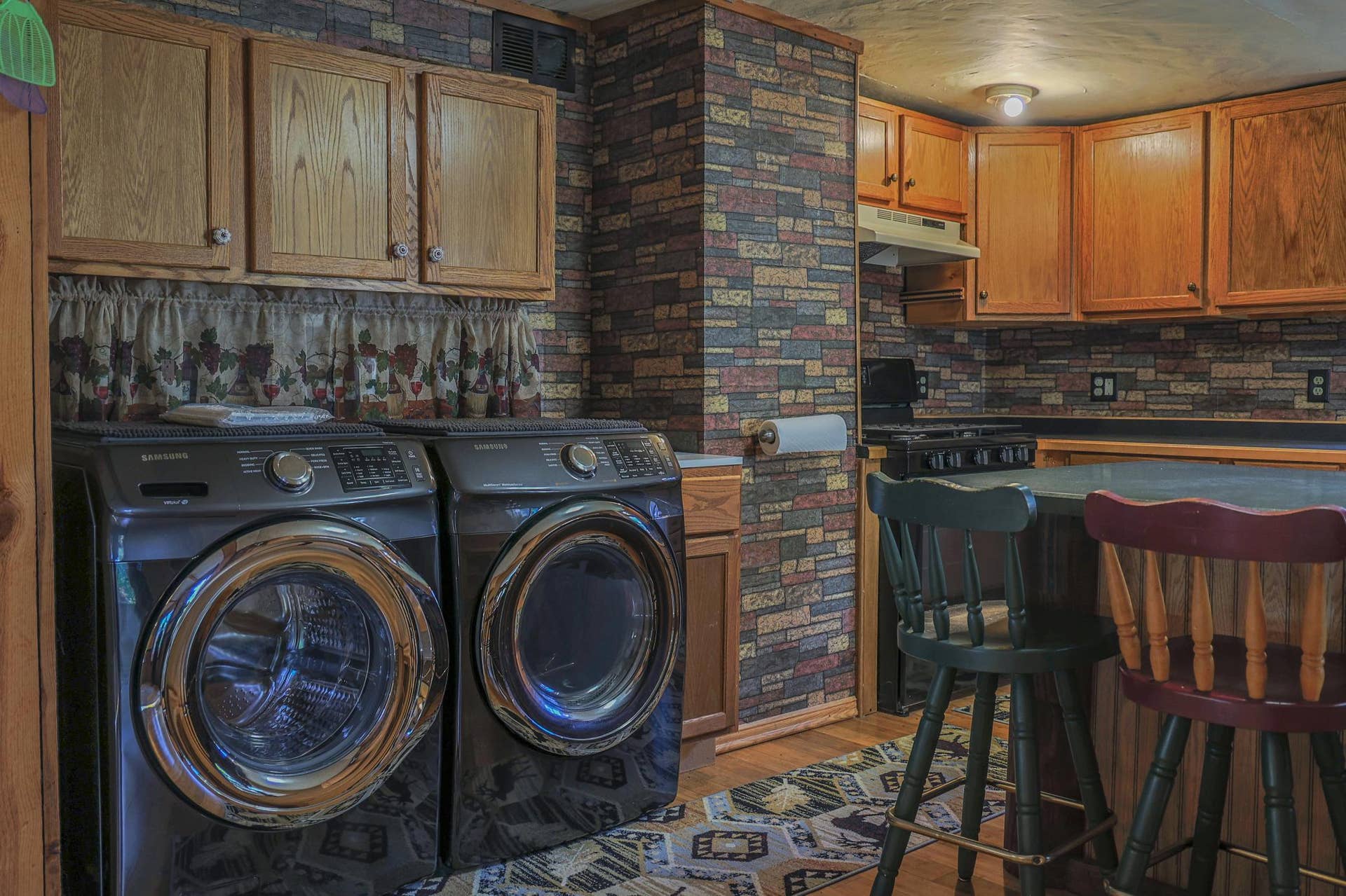 9806 Green Acres Court NE, #13, Bemidji, MN 56601 Laundry.jpg