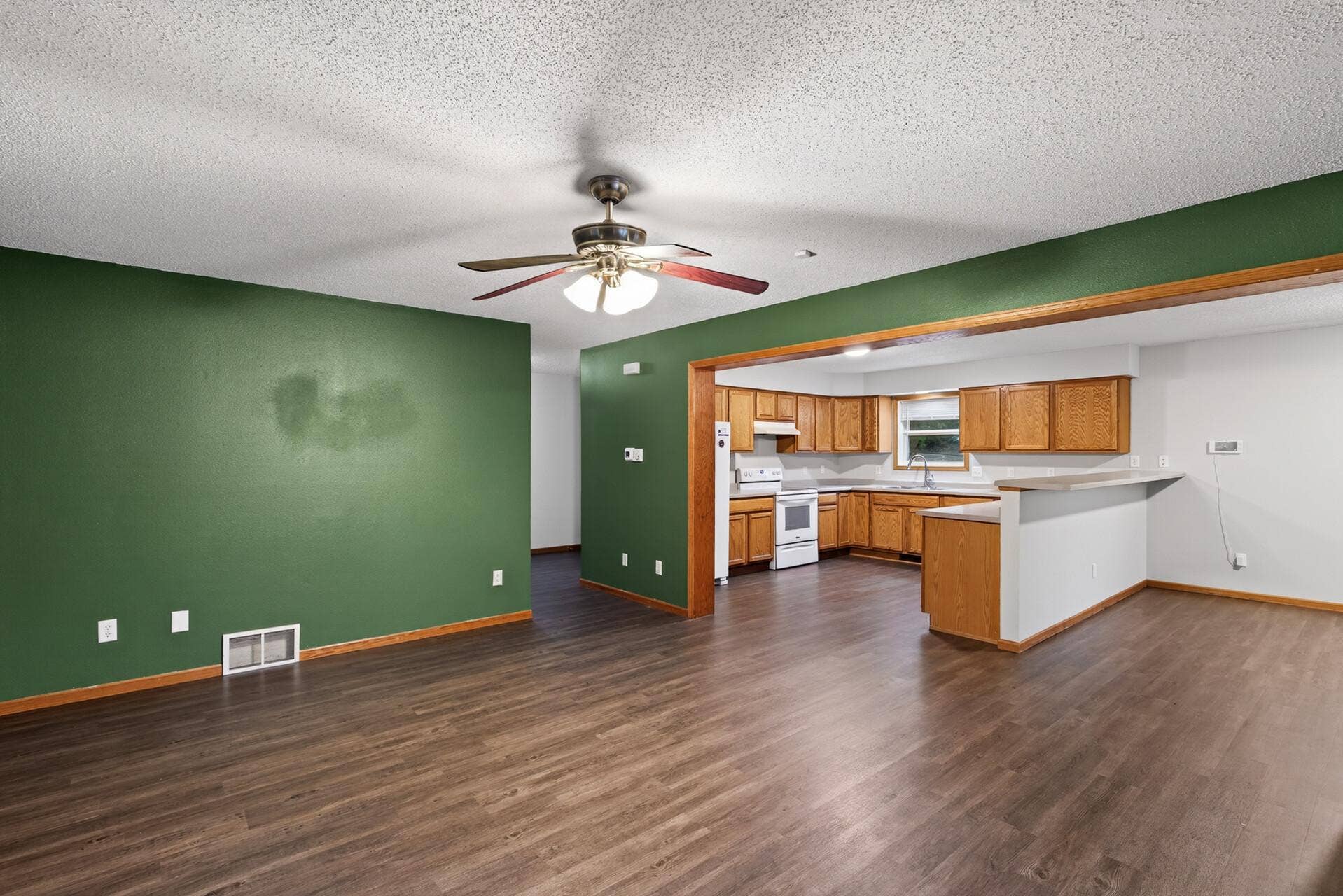 2321 Lyndale Avenue N, 31, Minneapolis, MN 55411 10_2321_Lyndale10_mls.jpg