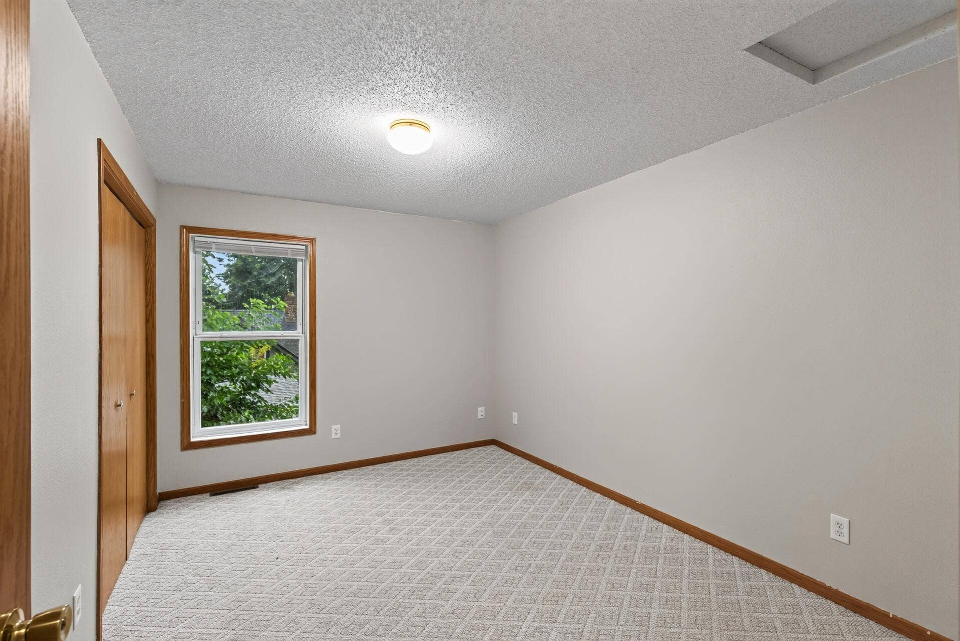 2321 Lyndale Avenue N, 31, Minneapolis, MN 55411 19_2321_Lyndale19_mls.jpg
