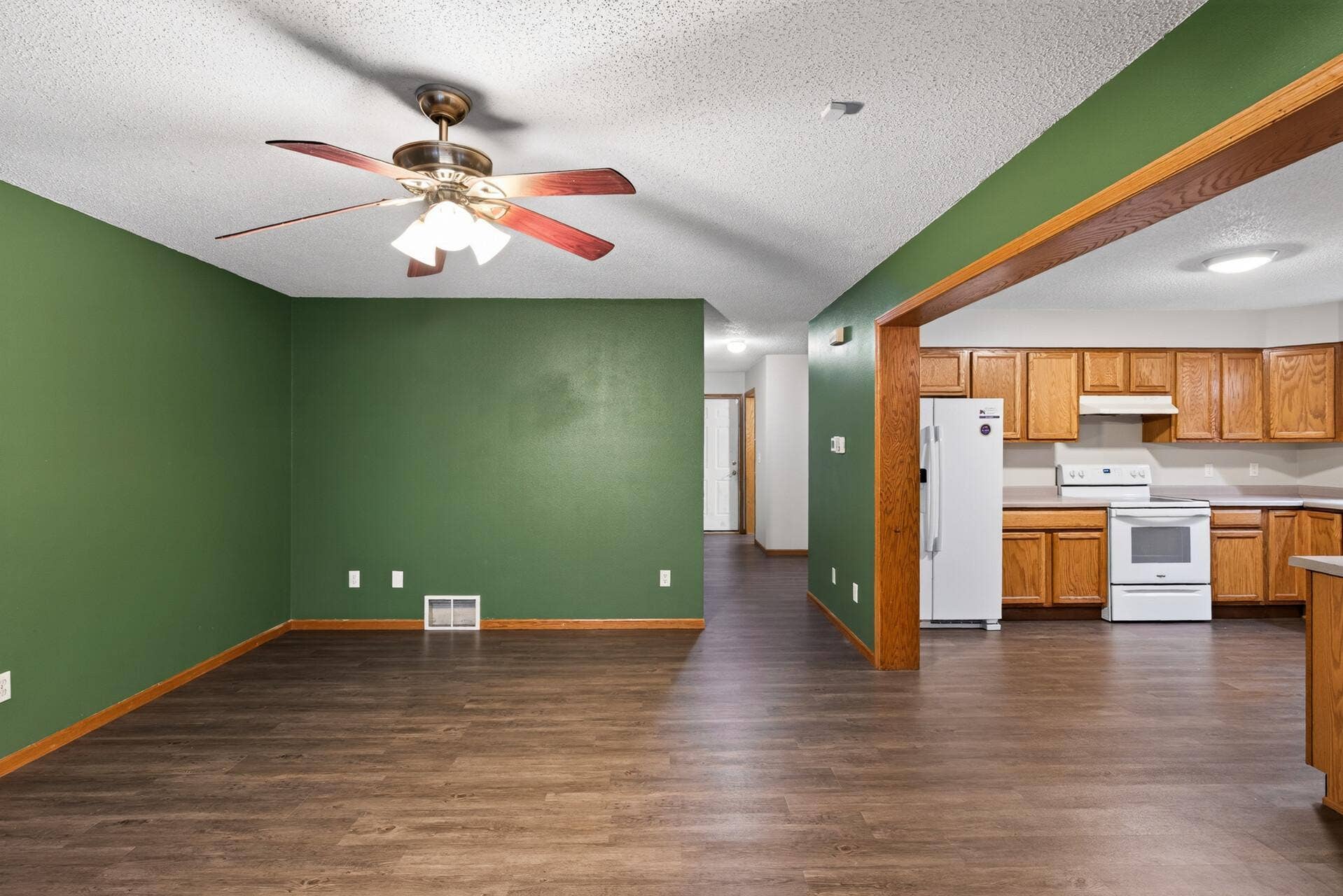 2321 Lyndale Avenue N, 31, Minneapolis, MN 55411 11_2321_Lyndale11_mls.jpg
