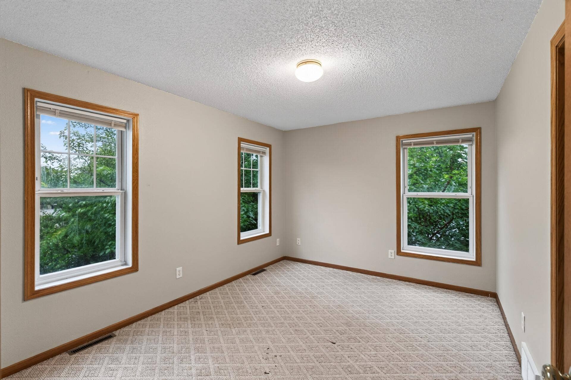 2321 Lyndale Avenue N, 31, Minneapolis, MN 55411 21_2321_Lyndale21_mls.jpg