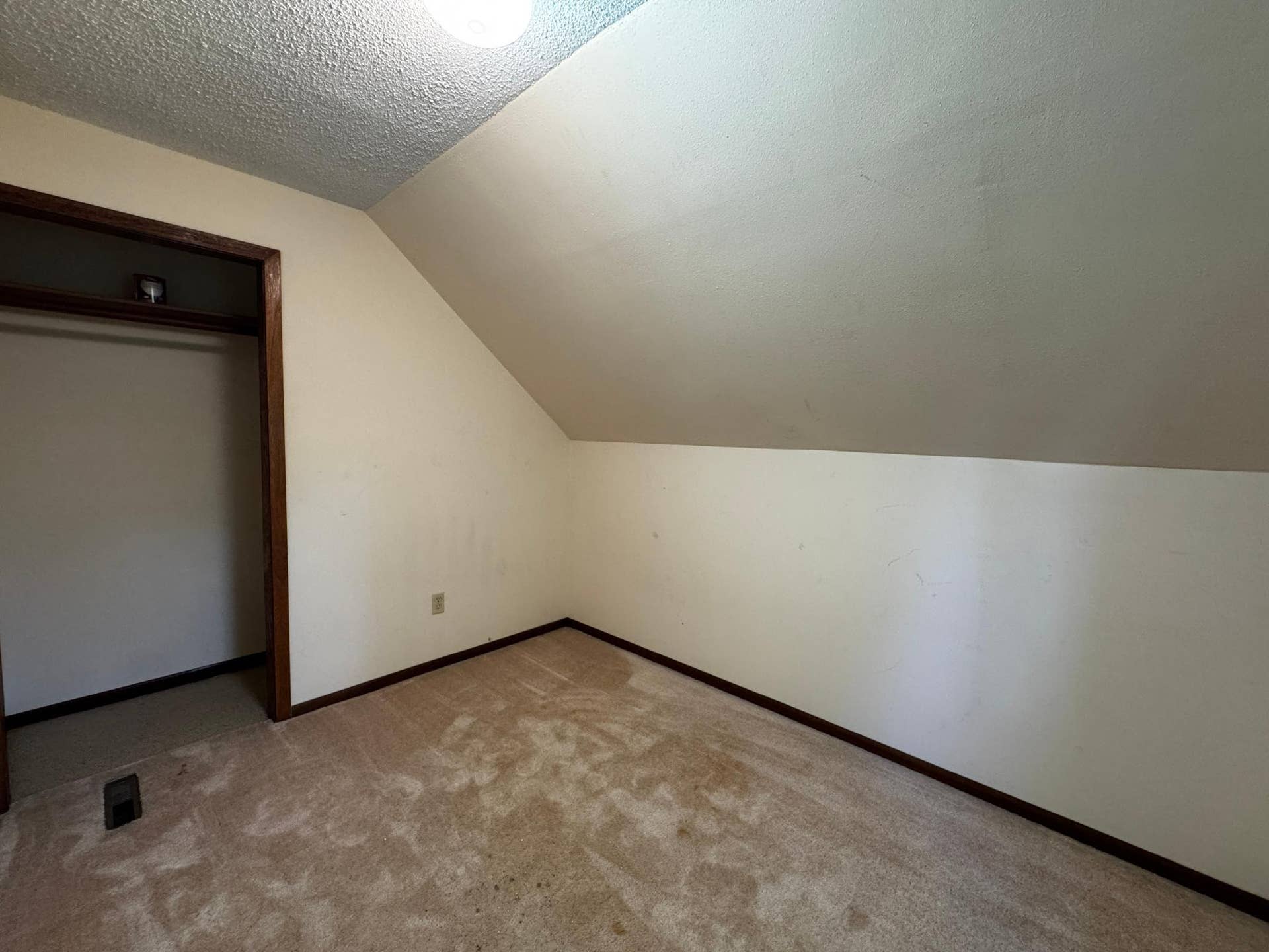 1567 County Road 7, Balaton, MN 56115 Upstairs Bedroom_iOS.jpg