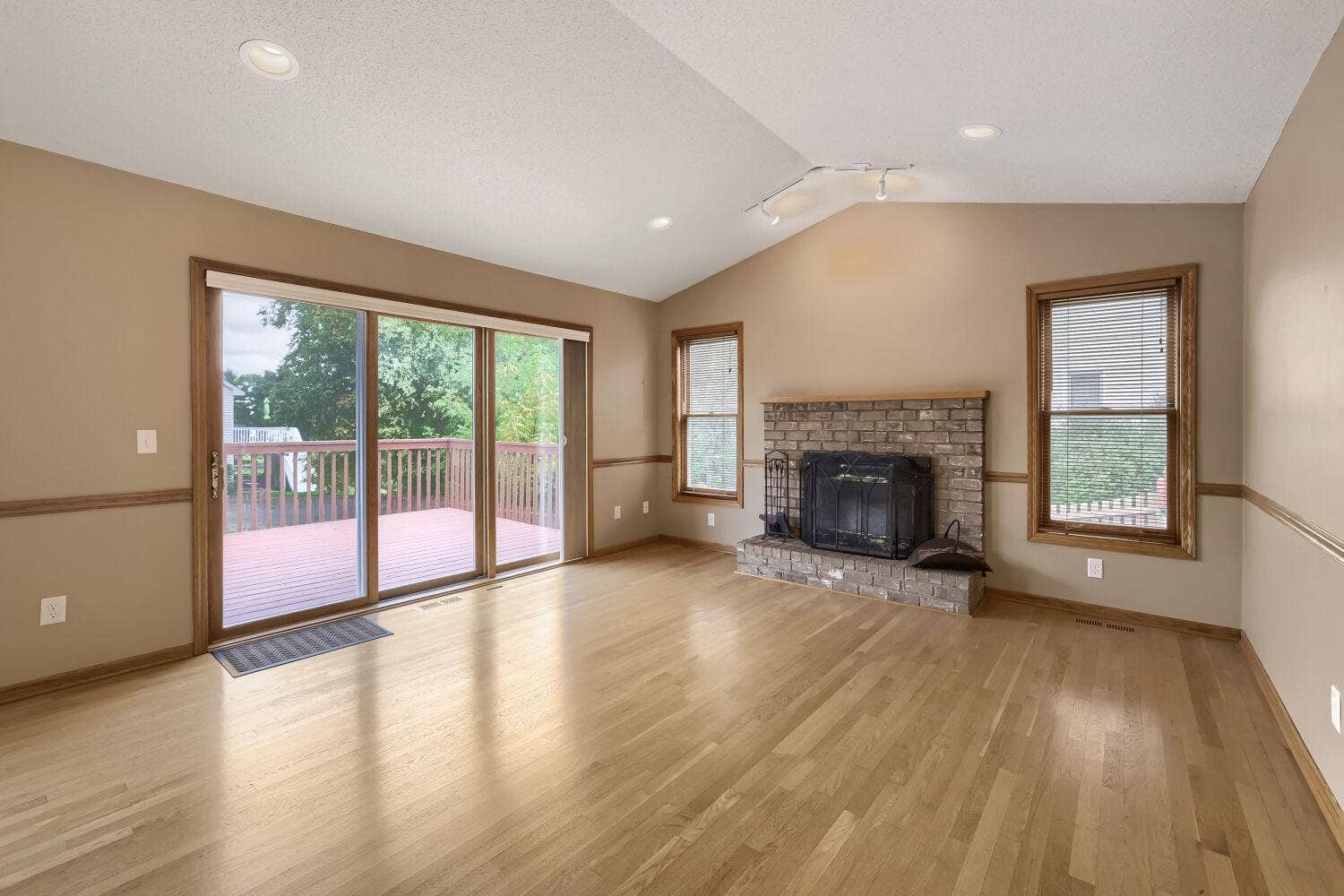 18170 87th Place N, Maple Grove, MN 55311 18170 87th Pl N - Web Quality - 020 - 12 Family Room.jpg