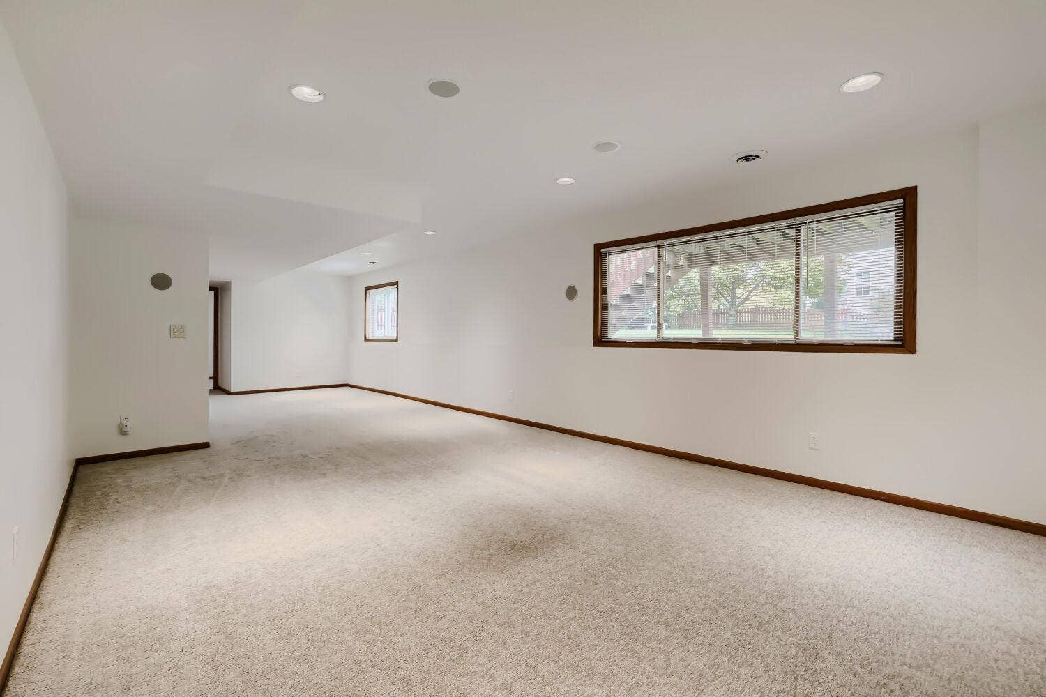 18170 87th Place N, Maple Grove, MN 55311 18170 87th Pl N - Web Quality - 019 - 11 Family Room.jpg