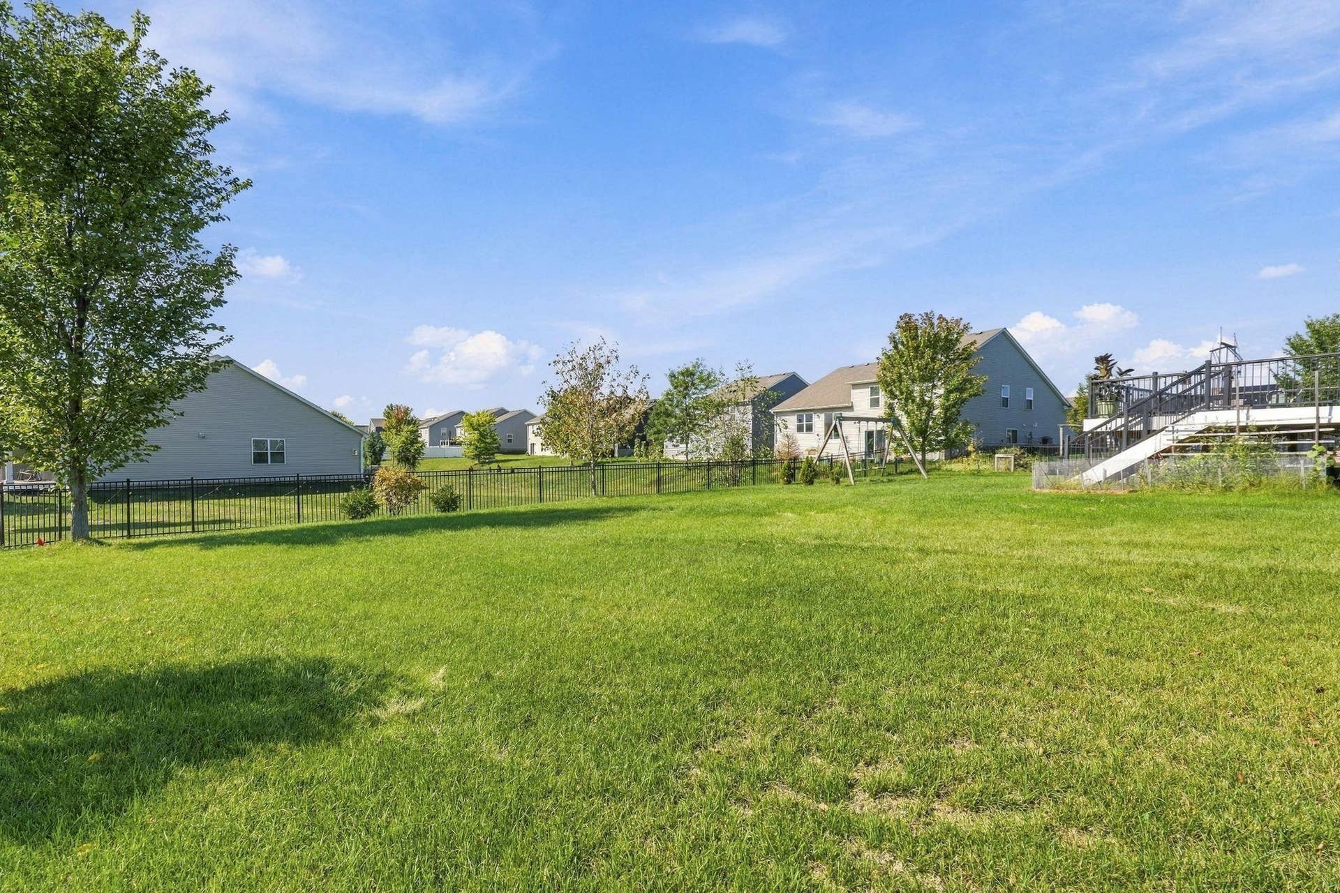 8539 Titanium Circle, Woodbury, MN 55129 8539 Titanium Circle, Woodbury, MN 55129