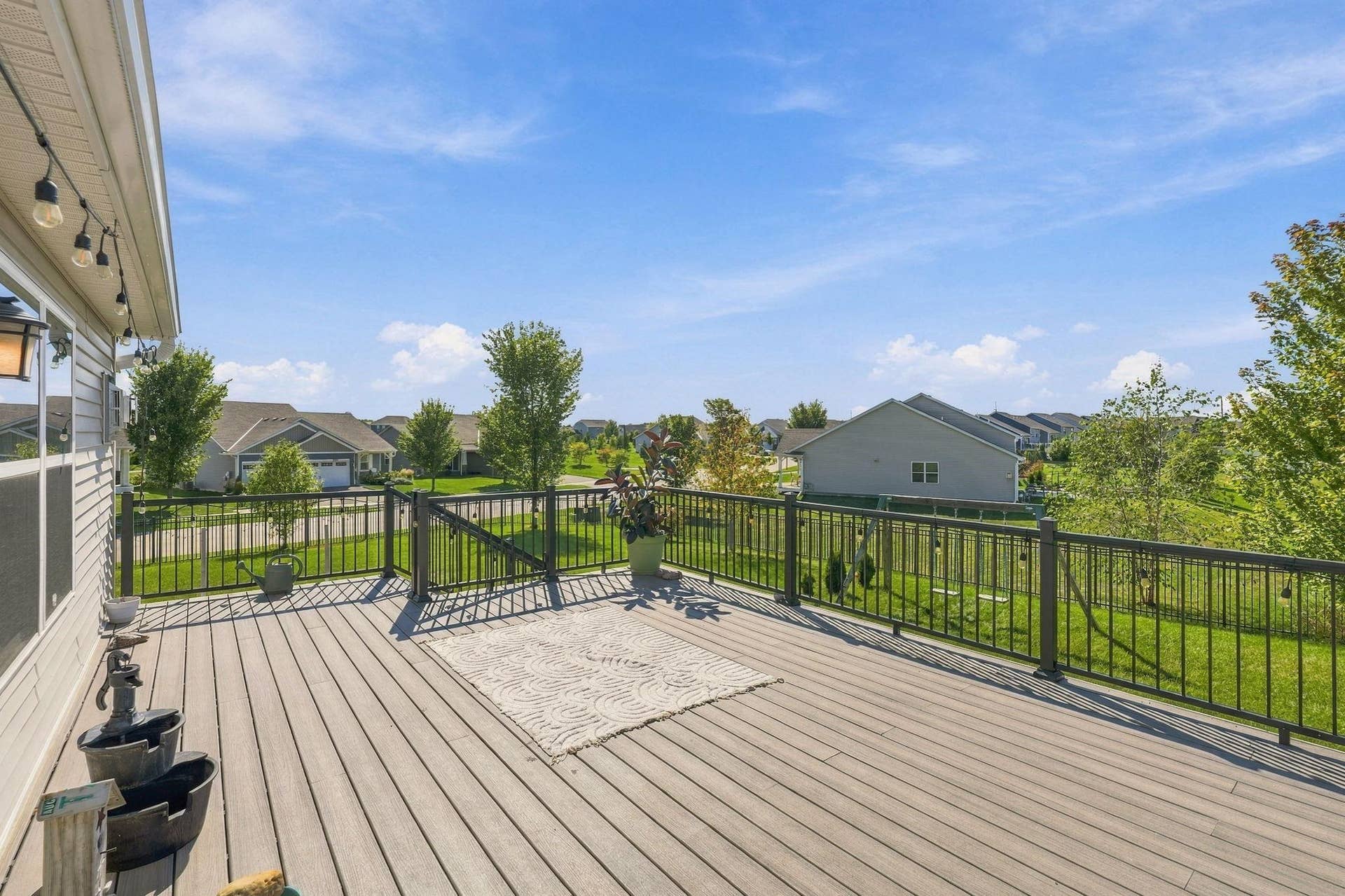 8539 Titanium Circle, Woodbury, MN 55129 8539 Titanium Circle, Woodbury, MN 55129
