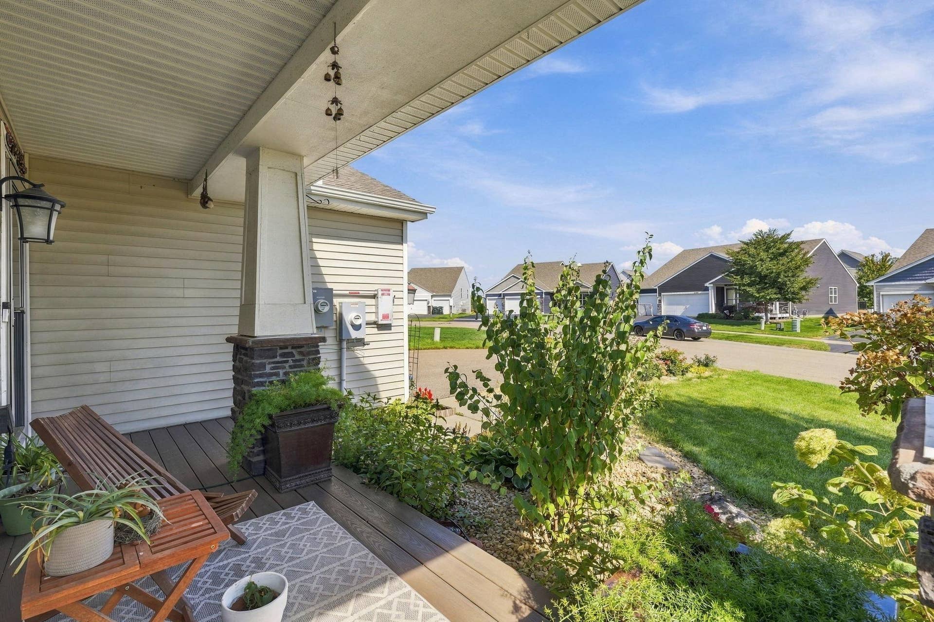 8539 Titanium Circle, Woodbury, MN 55129 8539 Titanium Circle, Woodbury, MN 55129