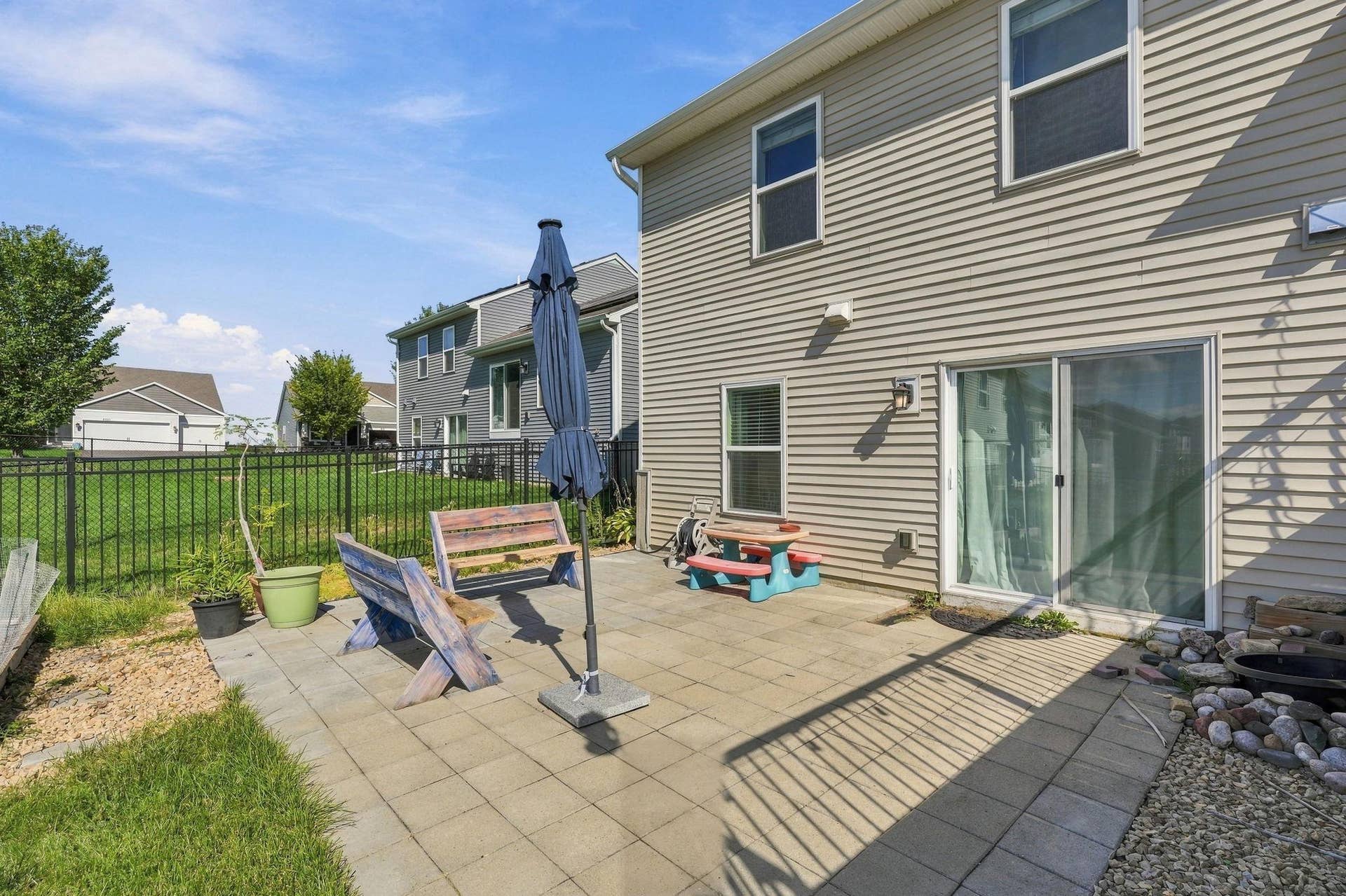 8539 Titanium Circle, Woodbury, MN 55129 8539 Titanium Circle, Woodbury, MN 55129