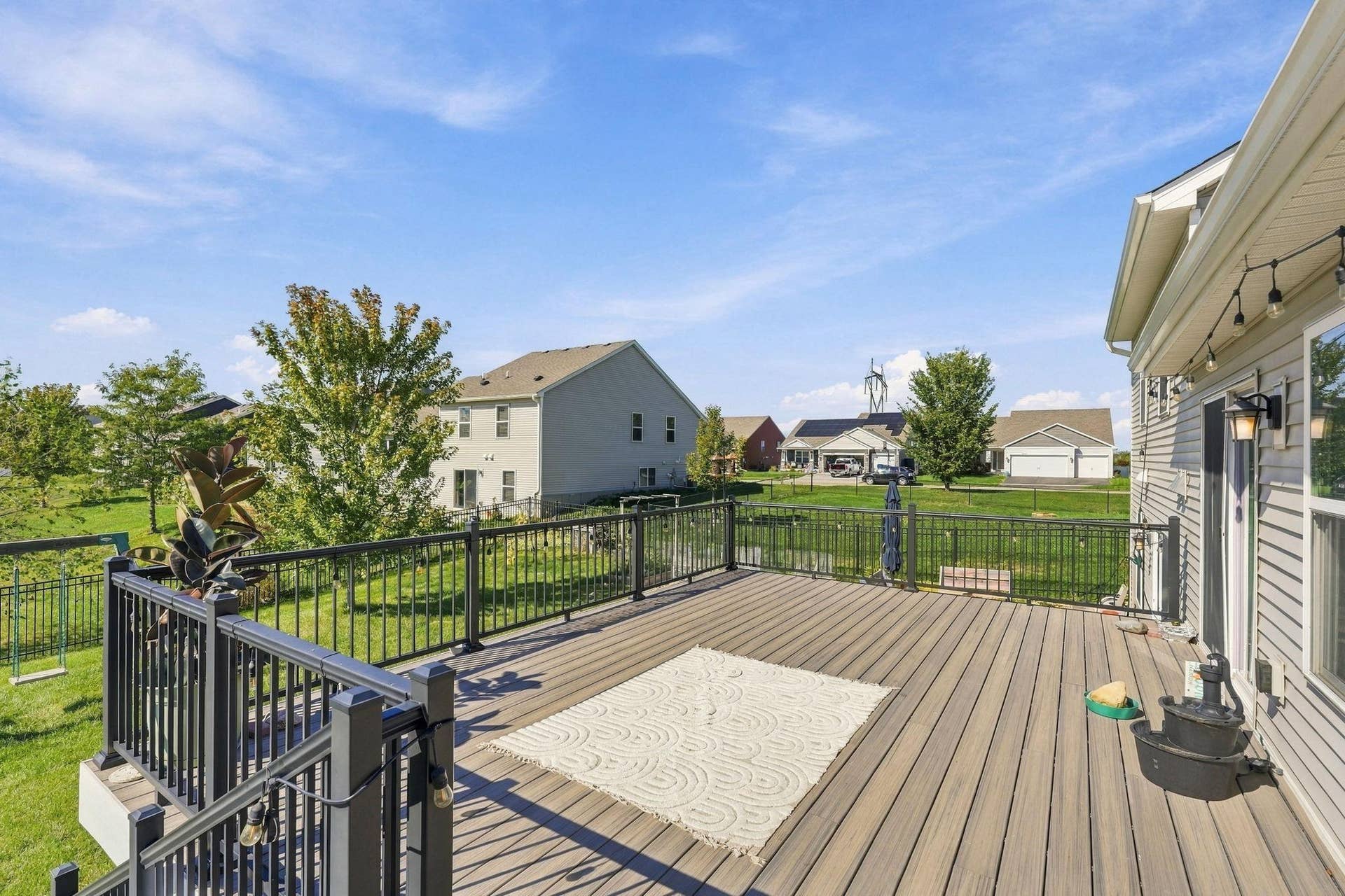 8539 Titanium Circle, Woodbury, MN 55129 8539 Titanium Circle, Woodbury, MN 55129