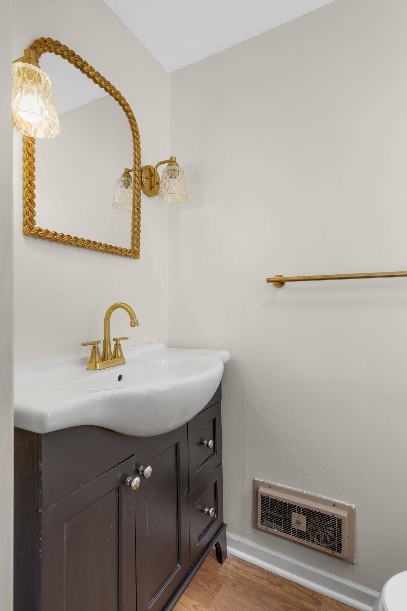 3754 Bryant Avenue N, 52, Minneapolis, MN 55412 Image-14.jpg