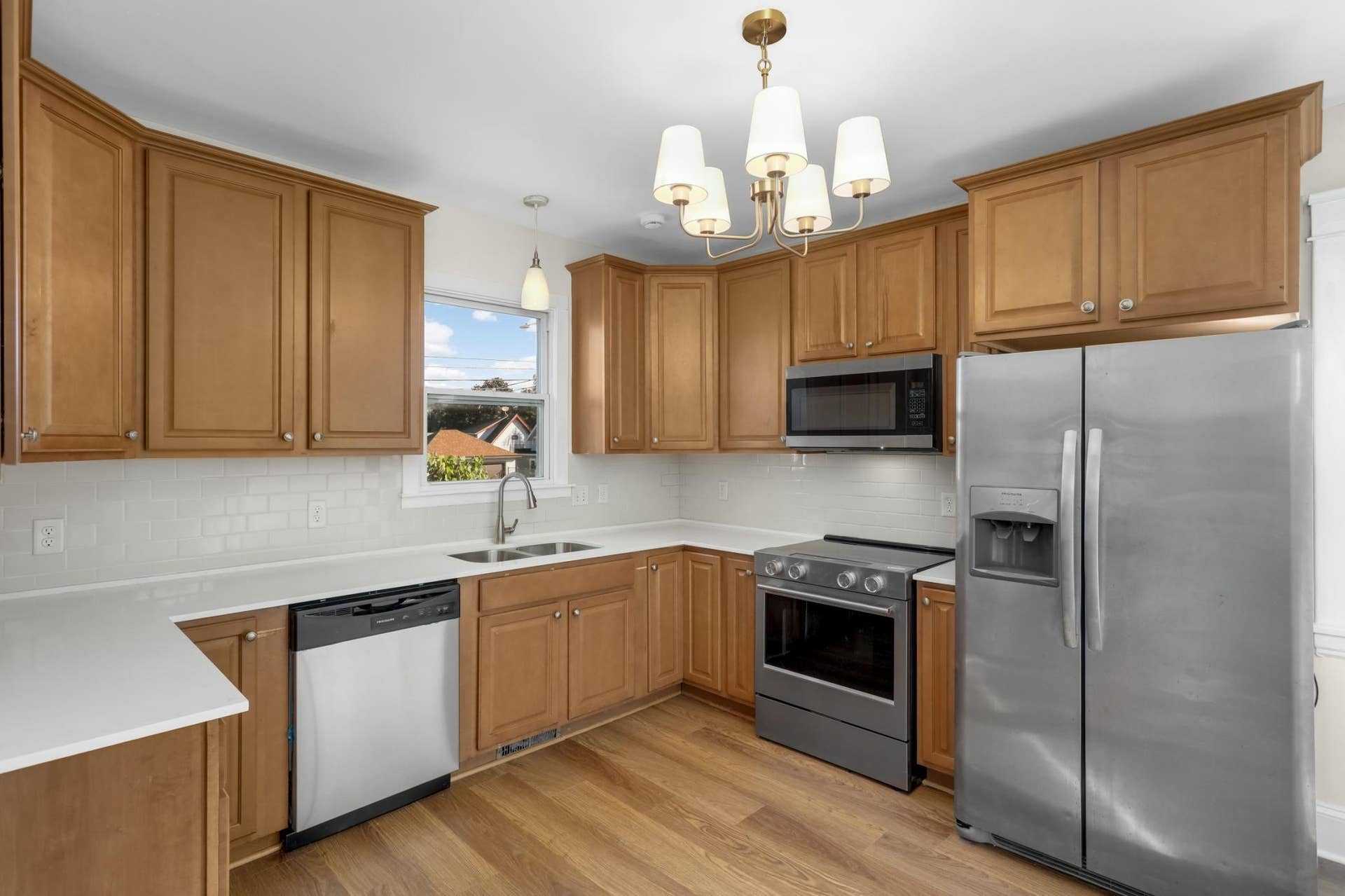 3754 Bryant Avenue N, 52, Minneapolis, MN 55412 Image-8.jpg