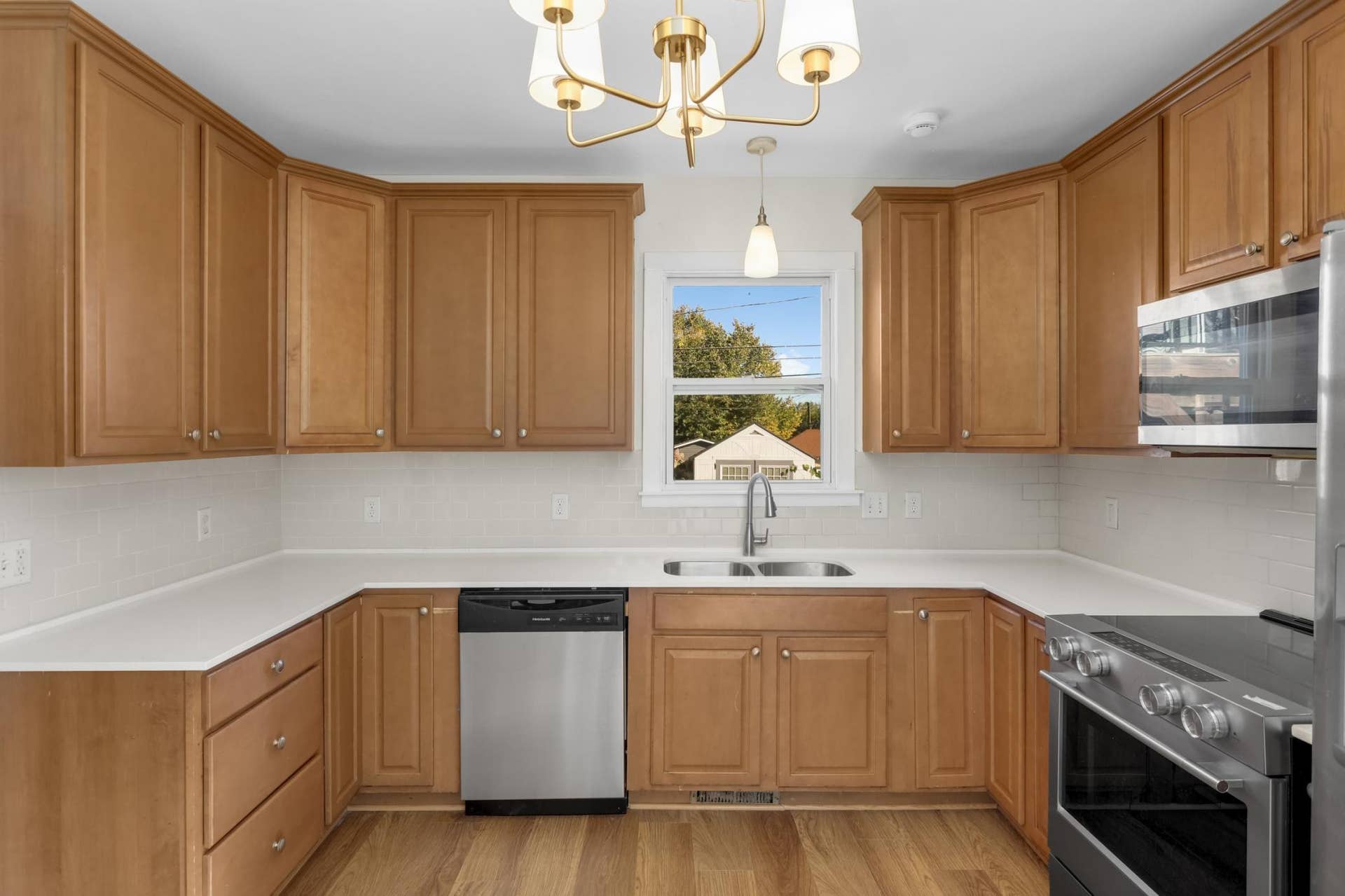 3754 Bryant Avenue N, 52, Minneapolis, MN 55412 Image-9.jpg