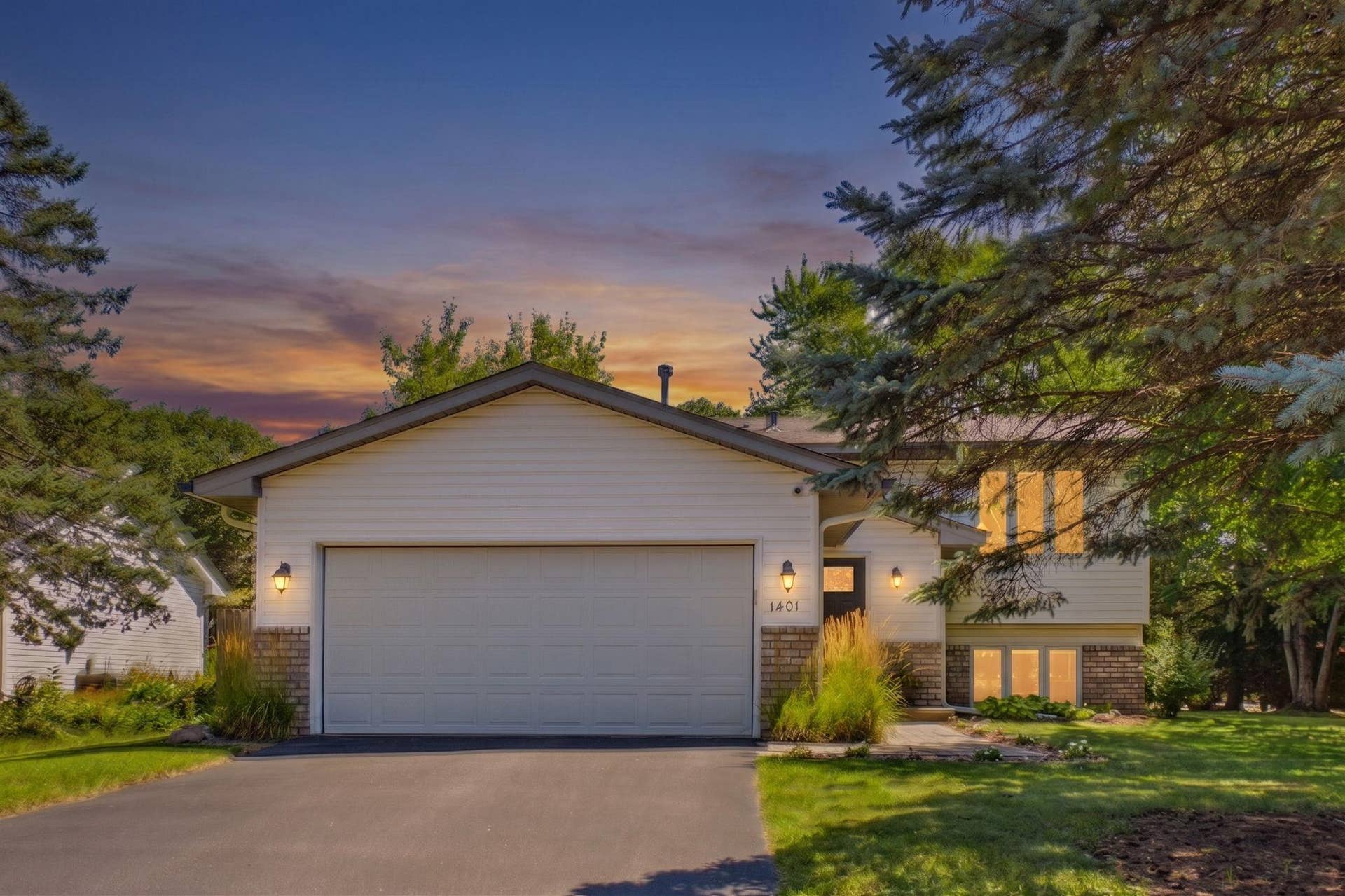 1401 Driving Park Road, Stillwater, MN 55082 1401 Driving Park Road, Stillwater, MN 55082