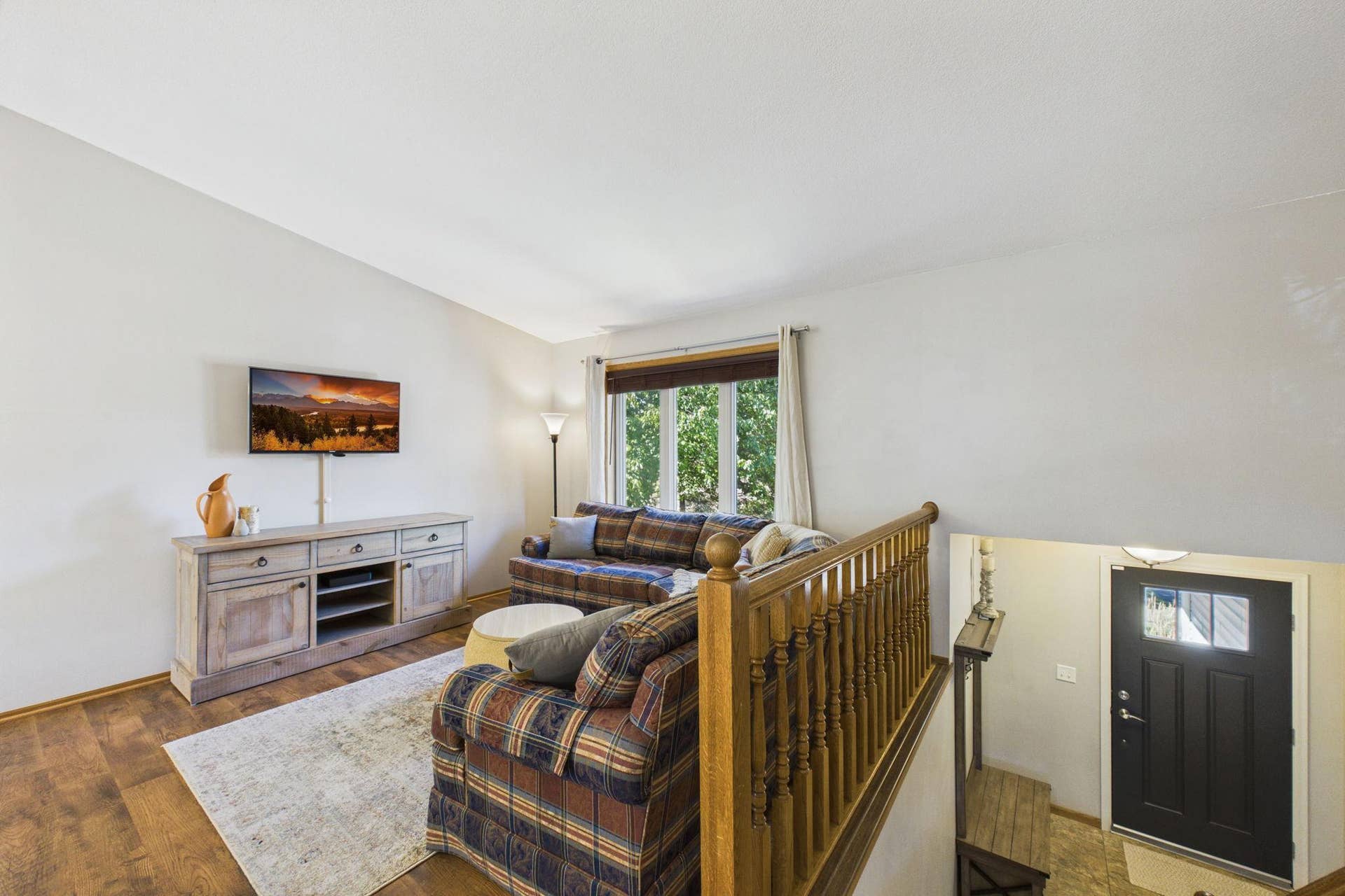 1401 Driving Park Road, Stillwater, MN 55082 1401 Driving Park Road, Stillwater, MN 55082