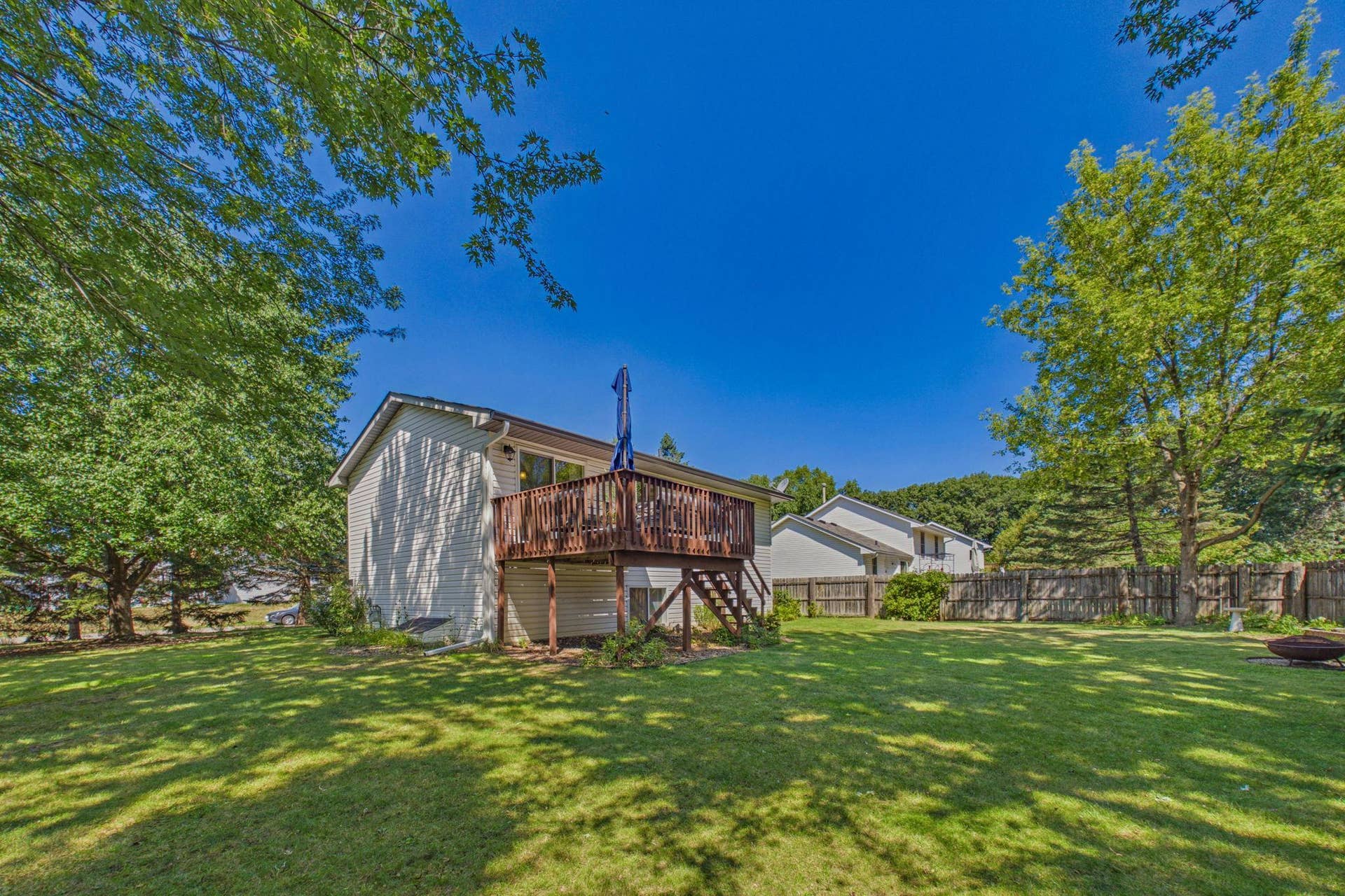 1401 Driving Park Road, Stillwater, MN 55082 1401 Driving Park Road, Stillwater, MN 55082
