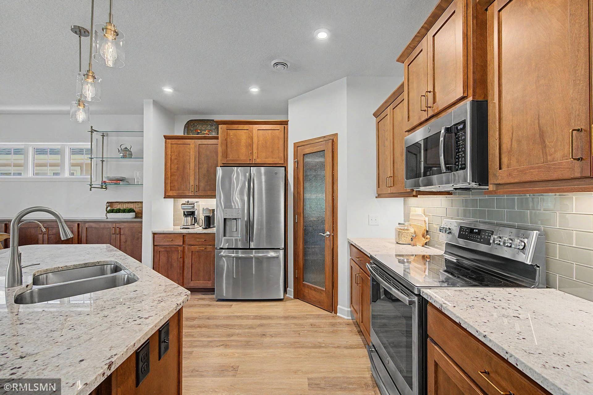 8890 Irving Boulevard N, Lake Elmo, MN 55042 8890 Irving Boulevard N, Lake Elmo, MN 55042